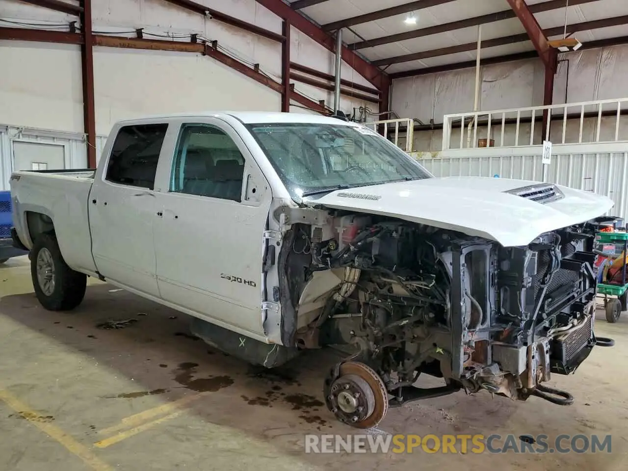 4 Photograph of a damaged car 1GC1KSEY9KF215420 CHEVROLET ALL Models 2019