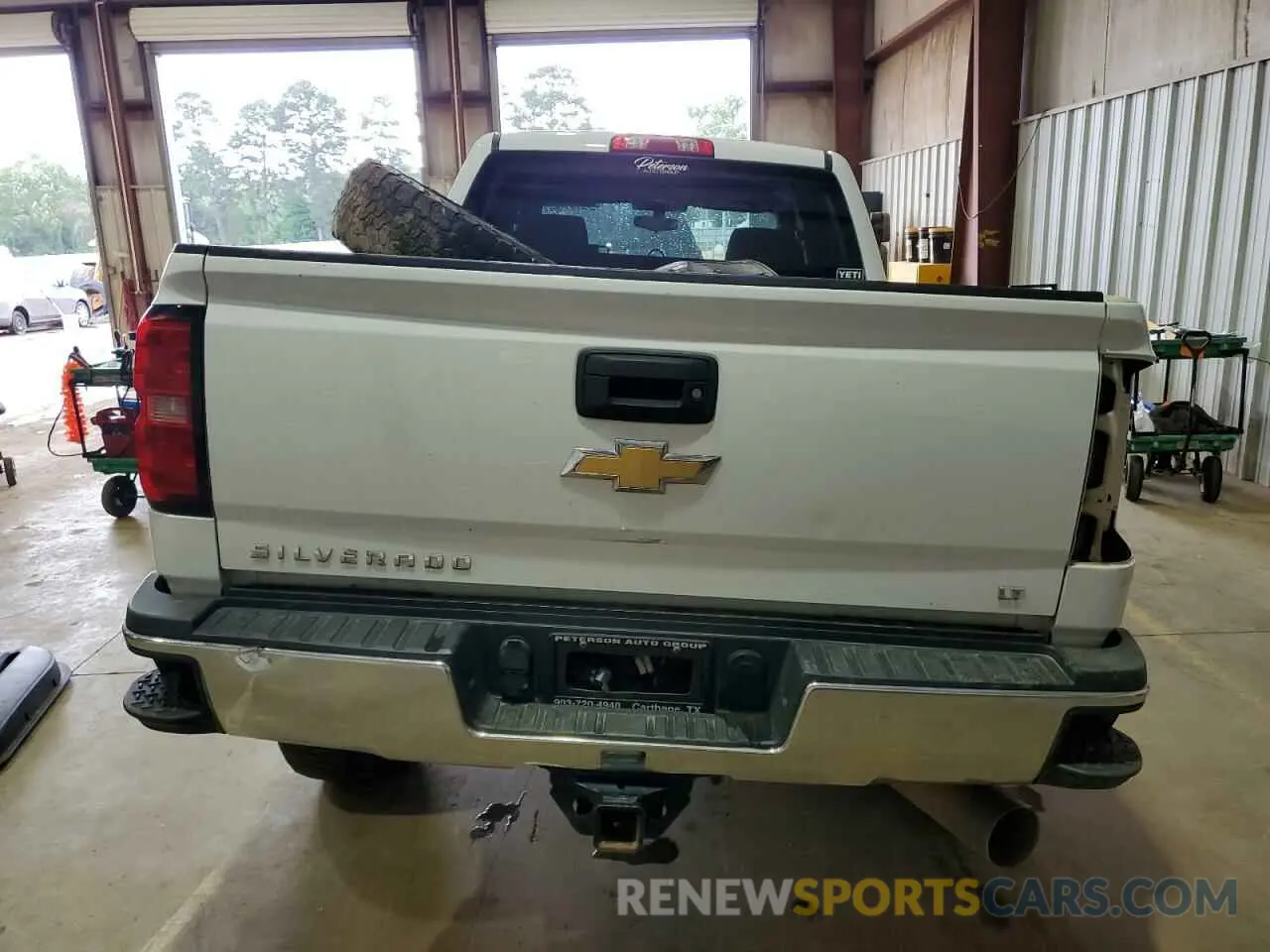 6 Photograph of a damaged car 1GC1KSEY9KF215420 CHEVROLET ALL Models 2019