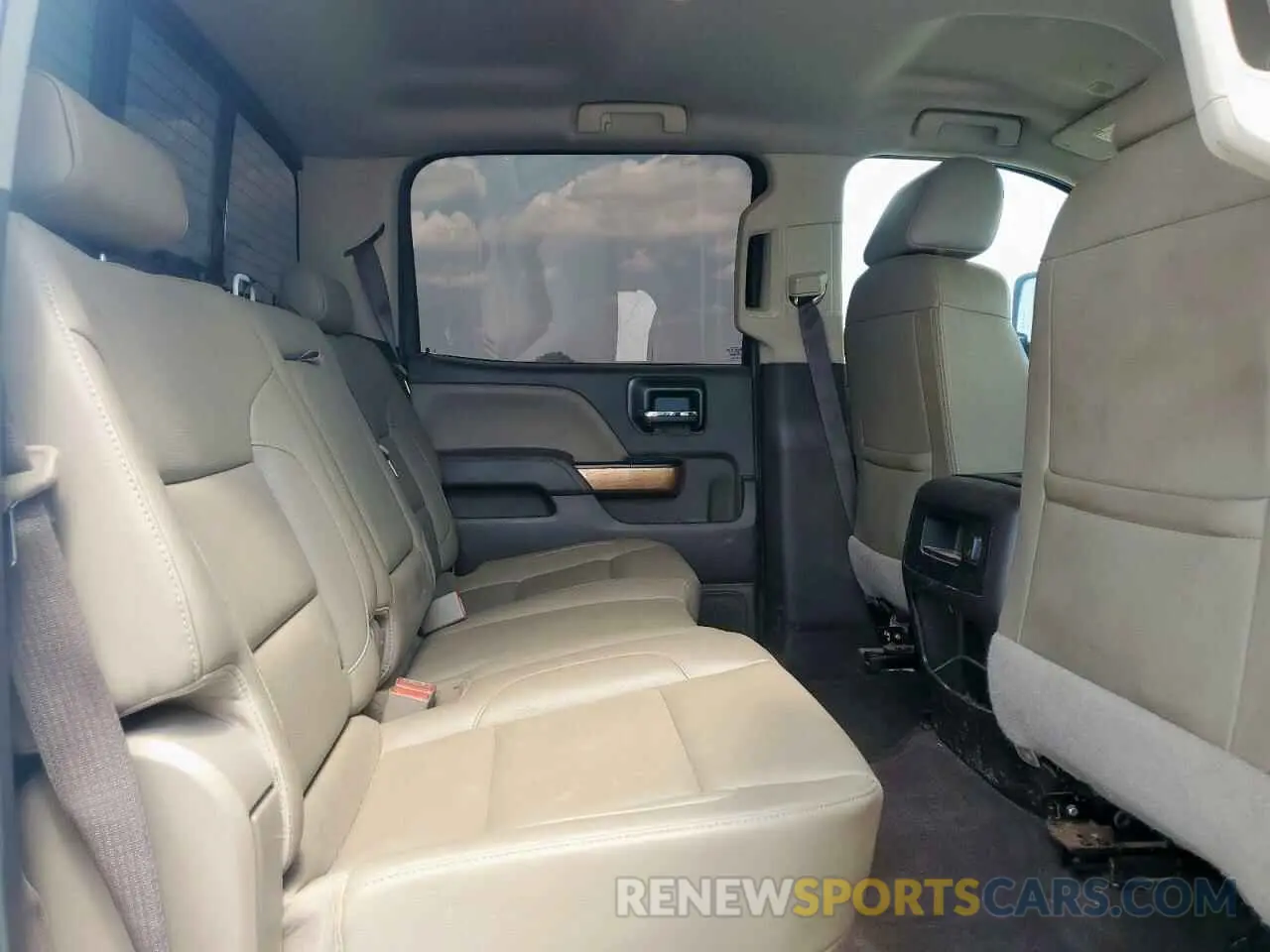 10 Photograph of a damaged car 1GC1KTEY3KF139036 CHEVROLET ALL Models 2019