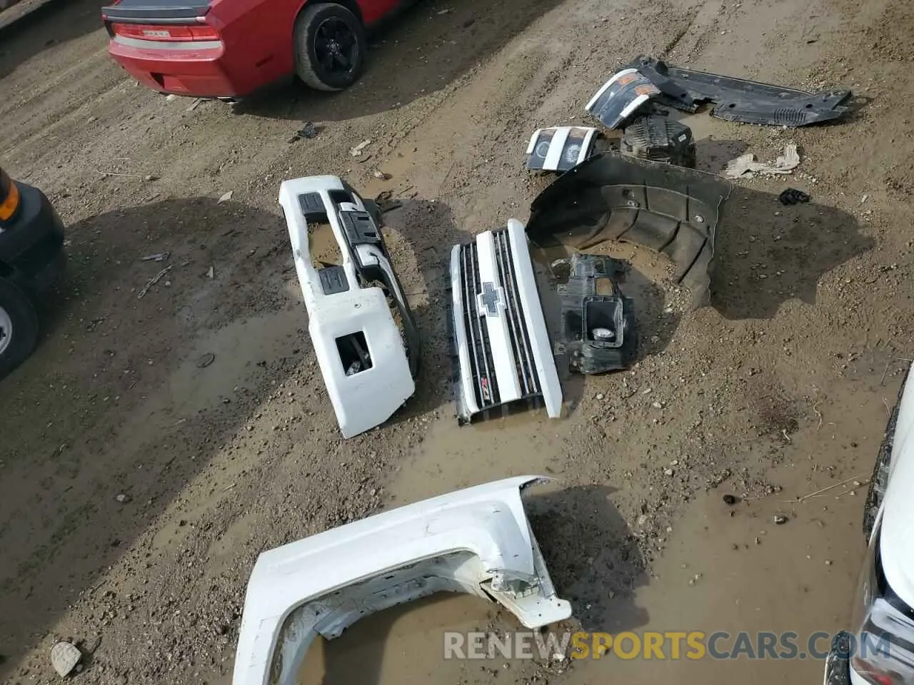 12 Photograph of a damaged car 1GC1KTEY3KF184252 CHEVROLET ALL Models 2019