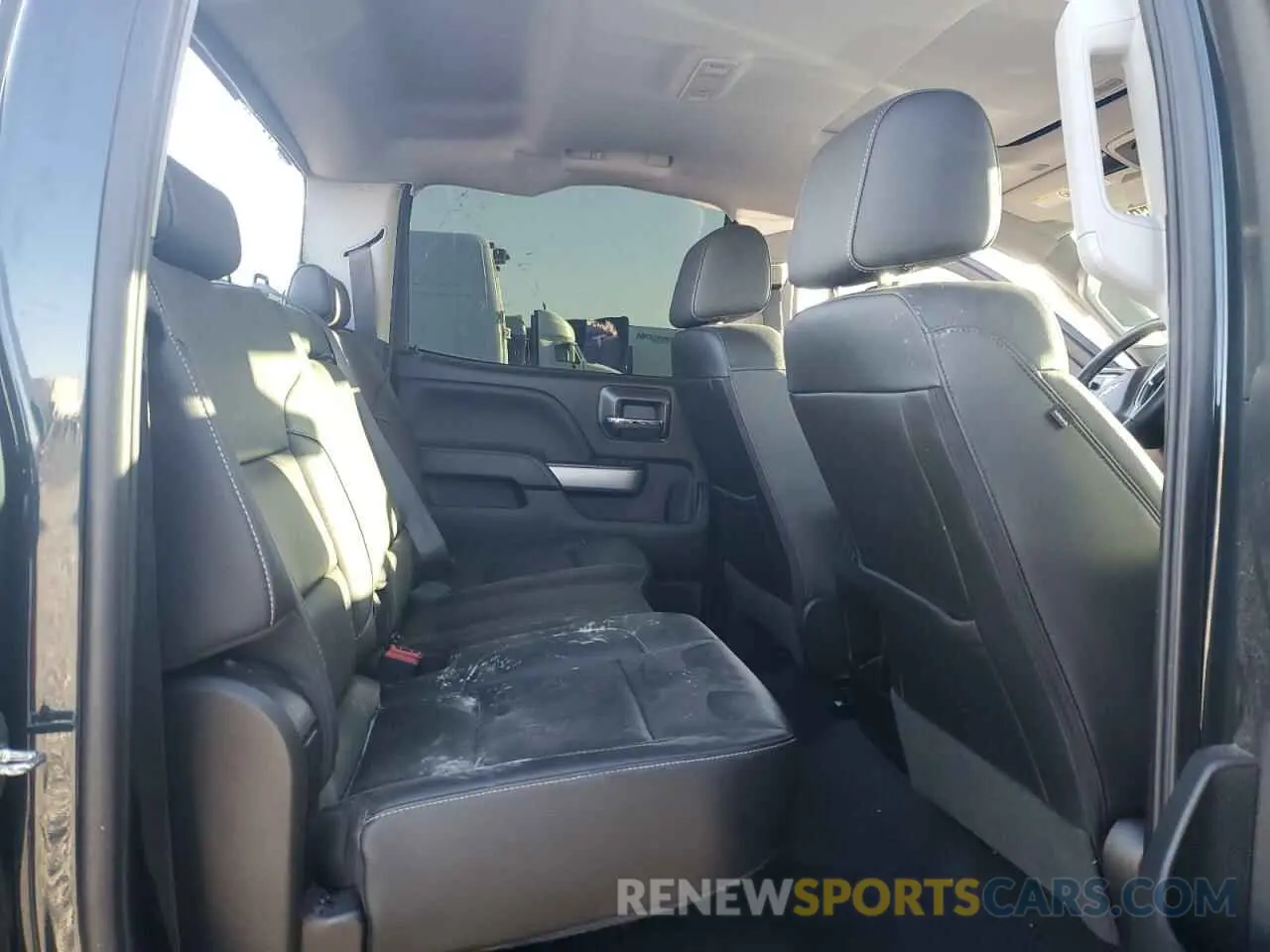 10 Photograph of a damaged car 1GC1KTEY4KF162048 CHEVROLET ALL Models 2019