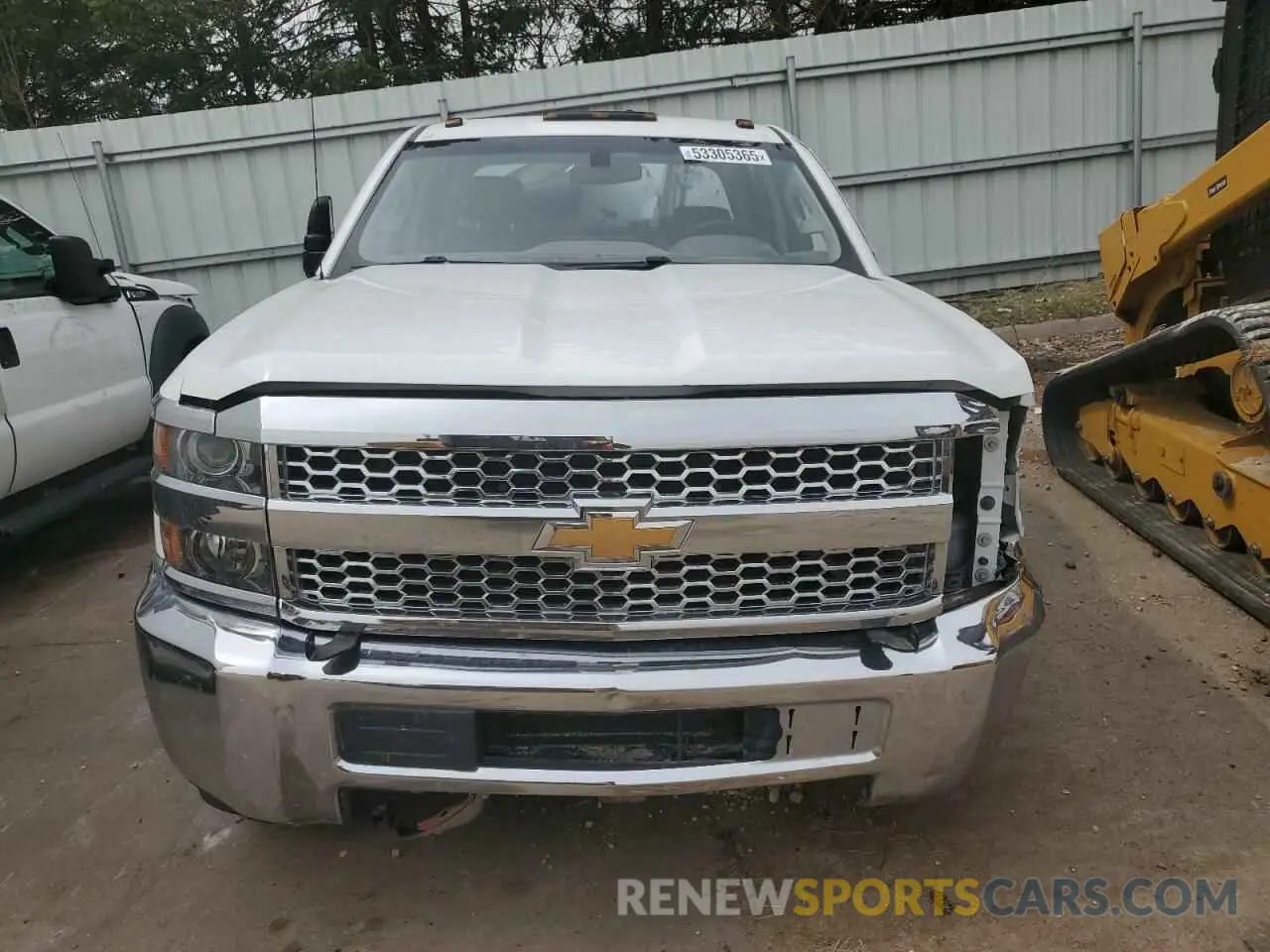 5 Photograph of a damaged car 1GC4KVCG3KF140156 CHEVROLET ALL Models 2019