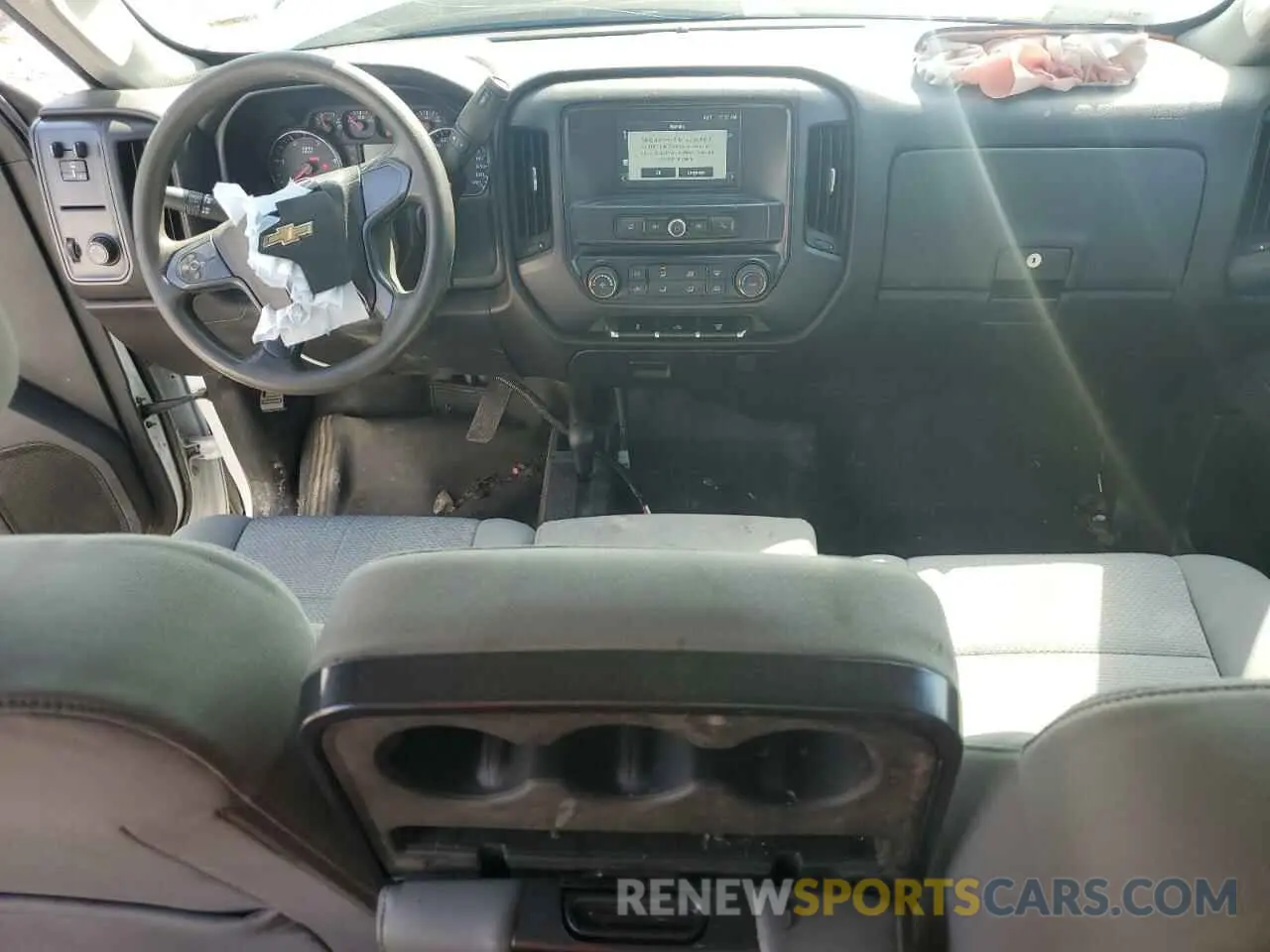 8 Photograph of a damaged car 1GC4KVCY4KF102928 CHEVROLET ALL Models 2019