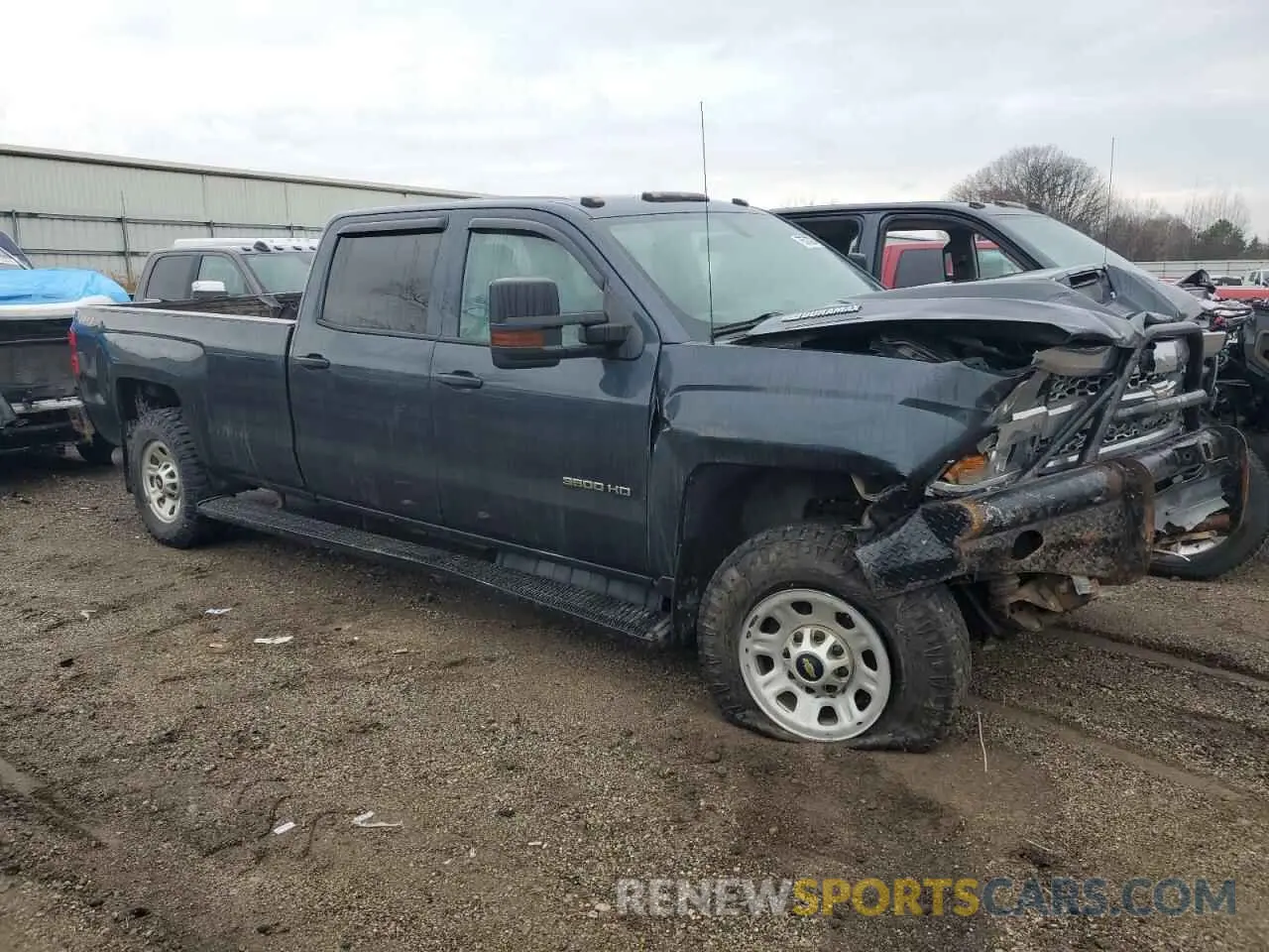 4 Photograph of a damaged car 1GC4KVCY4KF253140 CHEVROLET ALL Models 2019