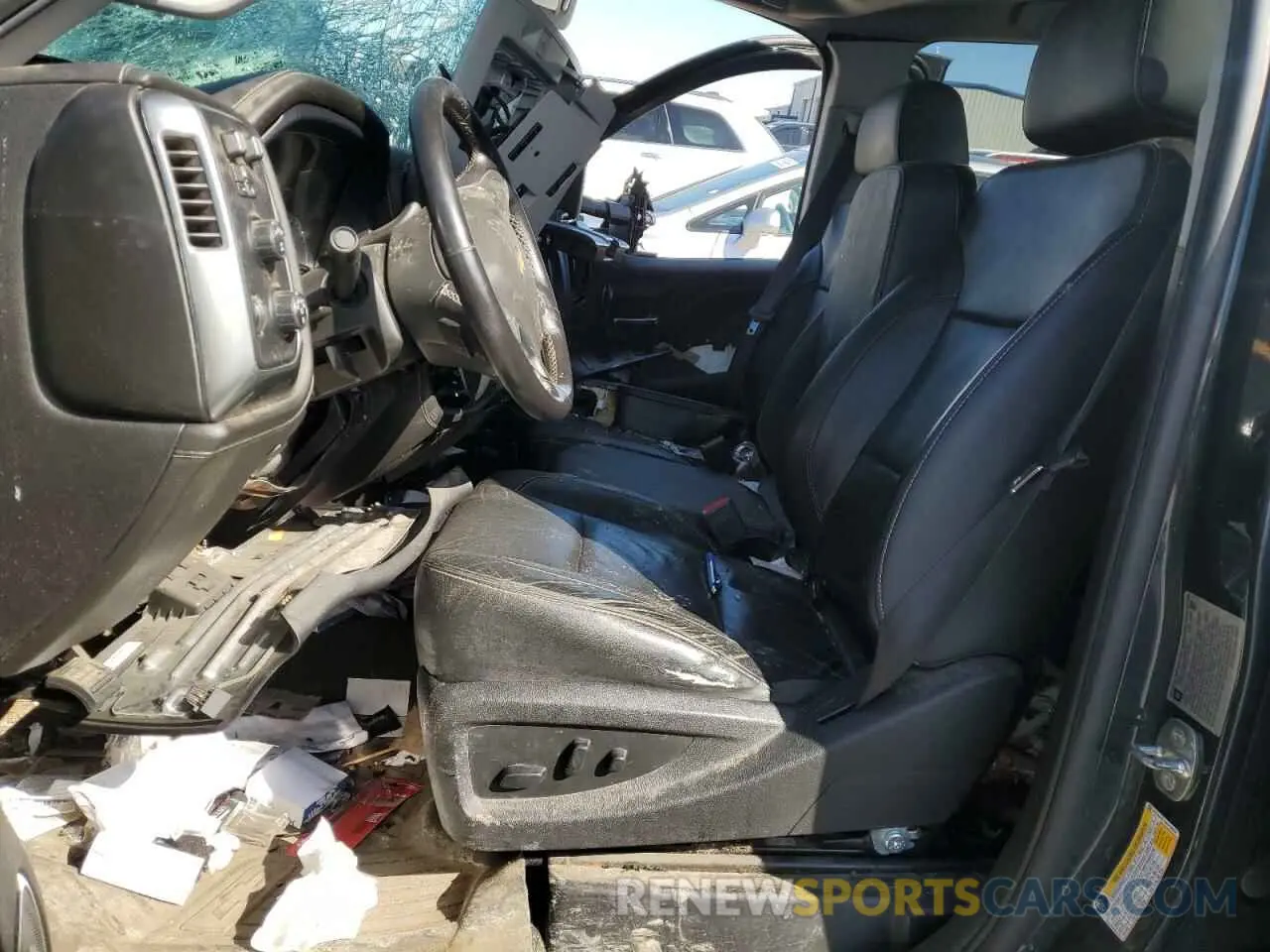 7 Photograph of a damaged car 1GC4KXCY4KF199057 CHEVROLET ALL Models 2019