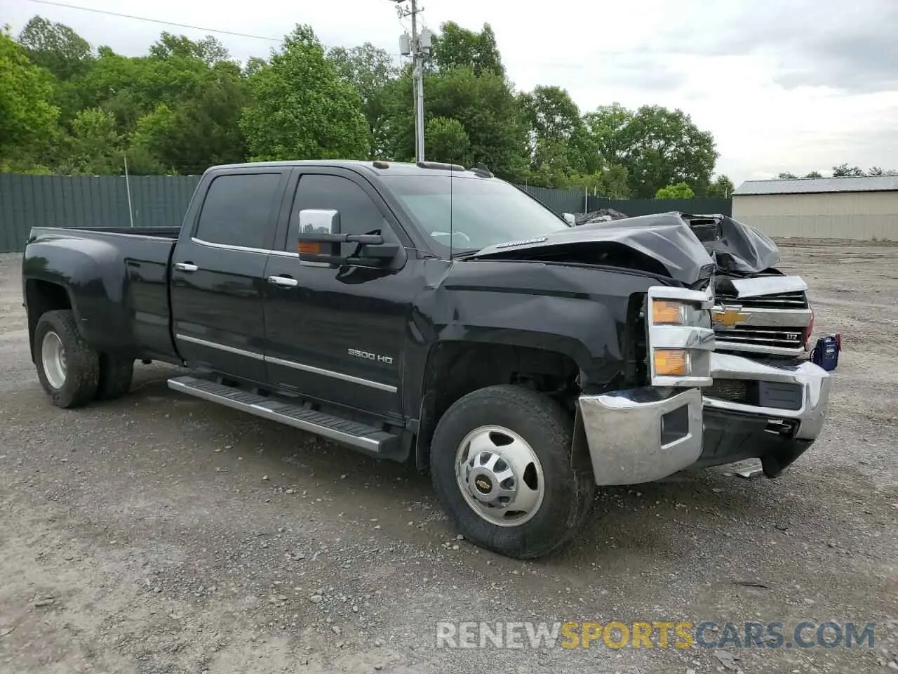 4 Photograph of a damaged car 1GC4KXCY5KF235175 CHEVROLET ALL Models 2019