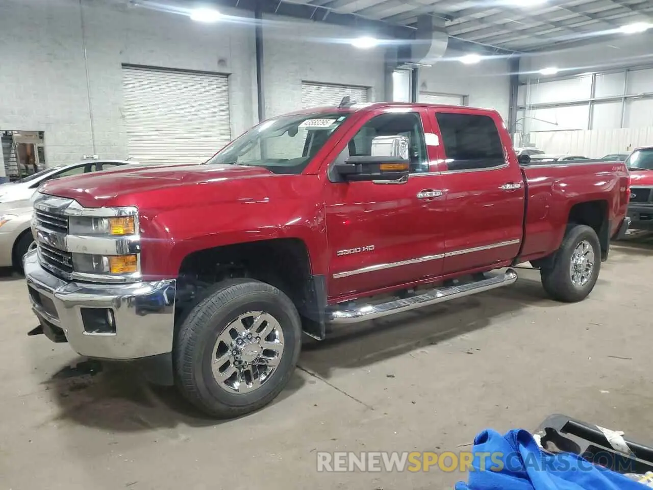 1 Photograph of a damaged car 1GC4KXEGXKF250050 CHEVROLET ALL Models 2019