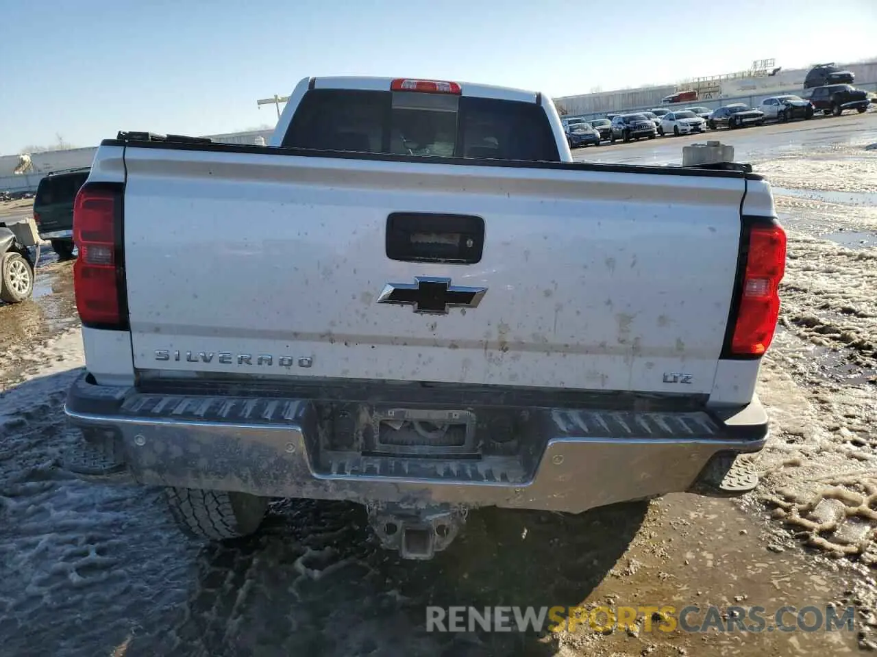 6 Photograph of a damaged car 1GC4KXEY7KF237801 CHEVROLET ALL Models 2019
