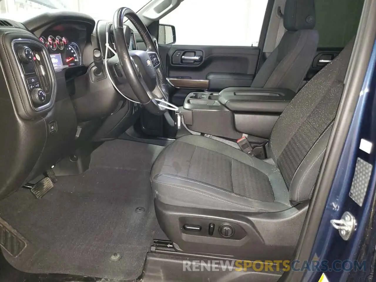 7 Photograph of a damaged car 1GCPWCED8KZ149572 CHEVROLET ALL Models 2019