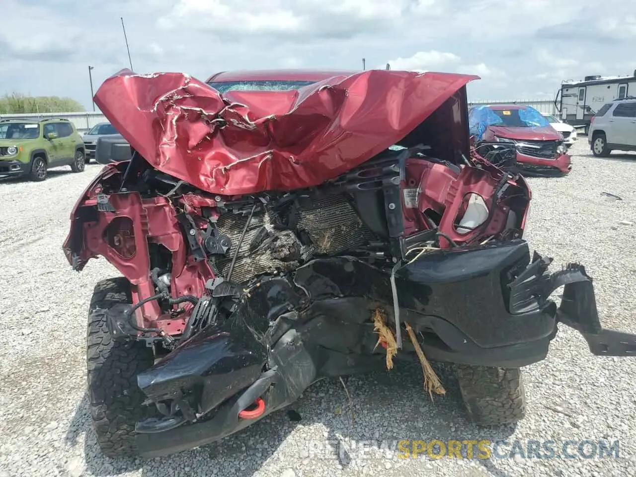 5 Photograph of a damaged car 1GCPYCEF7KZ351590 CHEVROLET ALL Models 2019