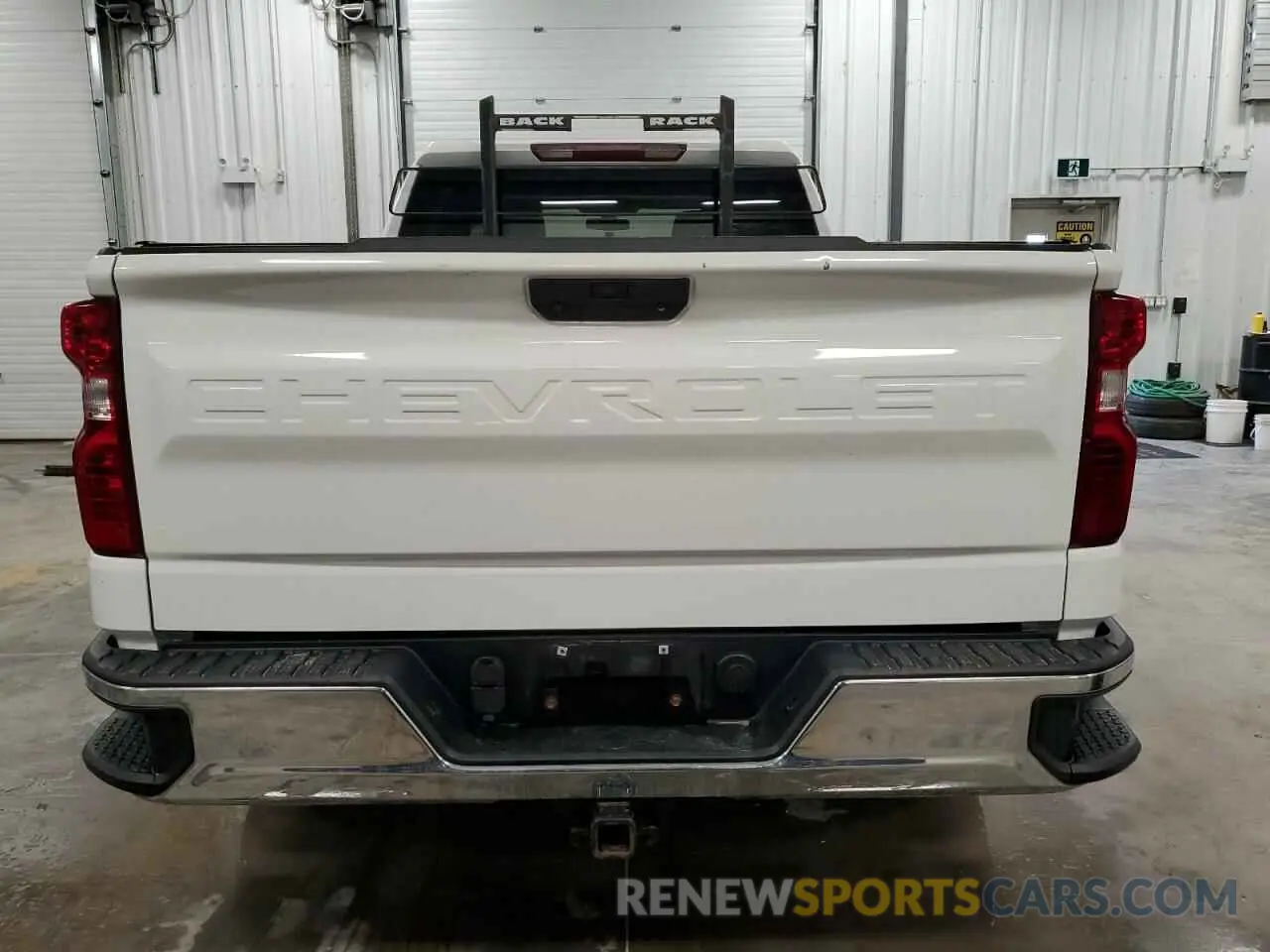 6 Photograph of a damaged car 1GCPYDEK9KZ378468 CHEVROLET ALL Models 2019