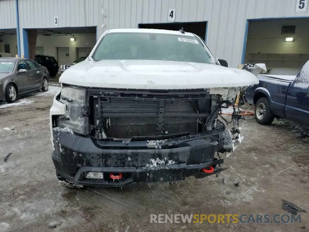 5 Photograph of a damaged car 1GCPYFED2KZ127451 CHEVROLET ALL Models 2019