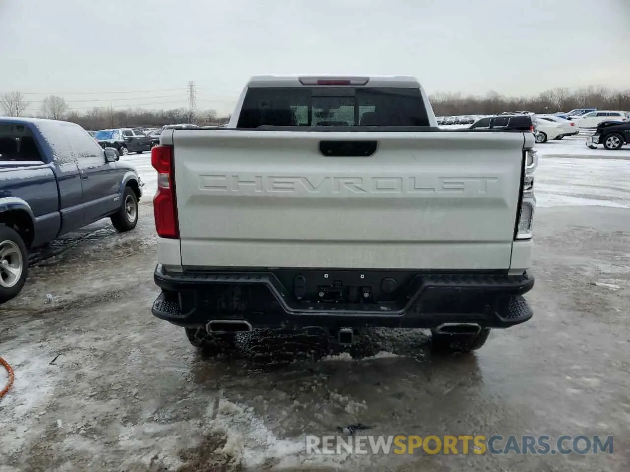 6 Photograph of a damaged car 1GCPYFED2KZ127451 CHEVROLET ALL Models 2019