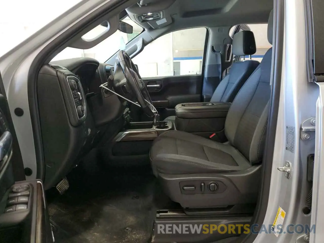 7 Photograph of a damaged car 1GCPYFED2KZ161356 CHEVROLET ALL Models 2019