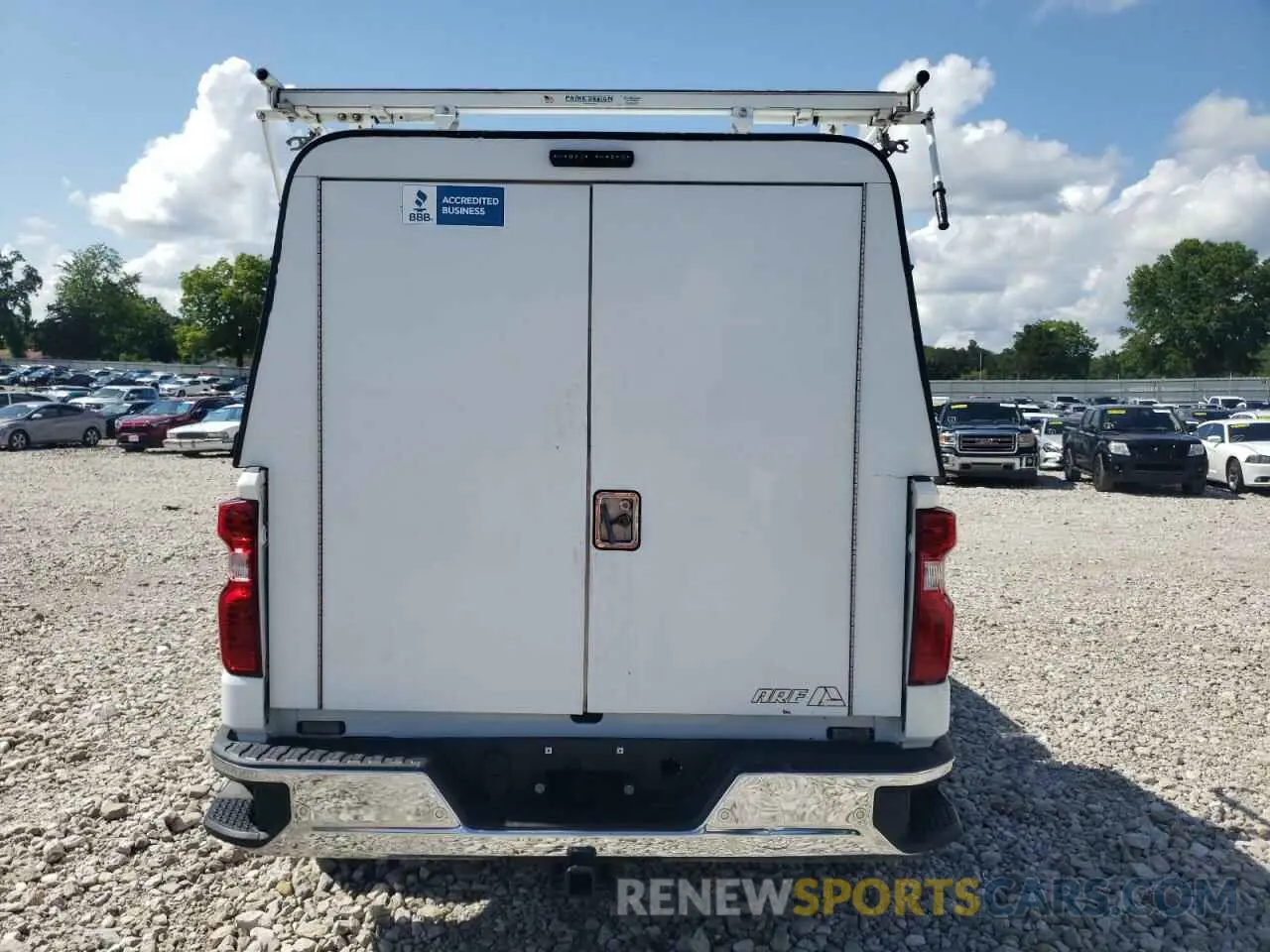 6 Photograph of a damaged car 1GCRWAEF6KZ180558 CHEVROLET ALL Models 2019