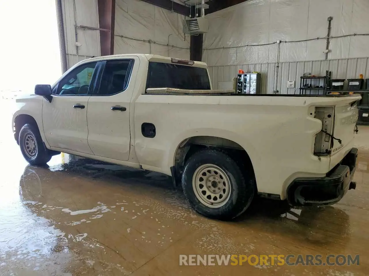 2 Photograph of a damaged car 1GCRWAEF6KZ183685 CHEVROLET ALL Models 2019