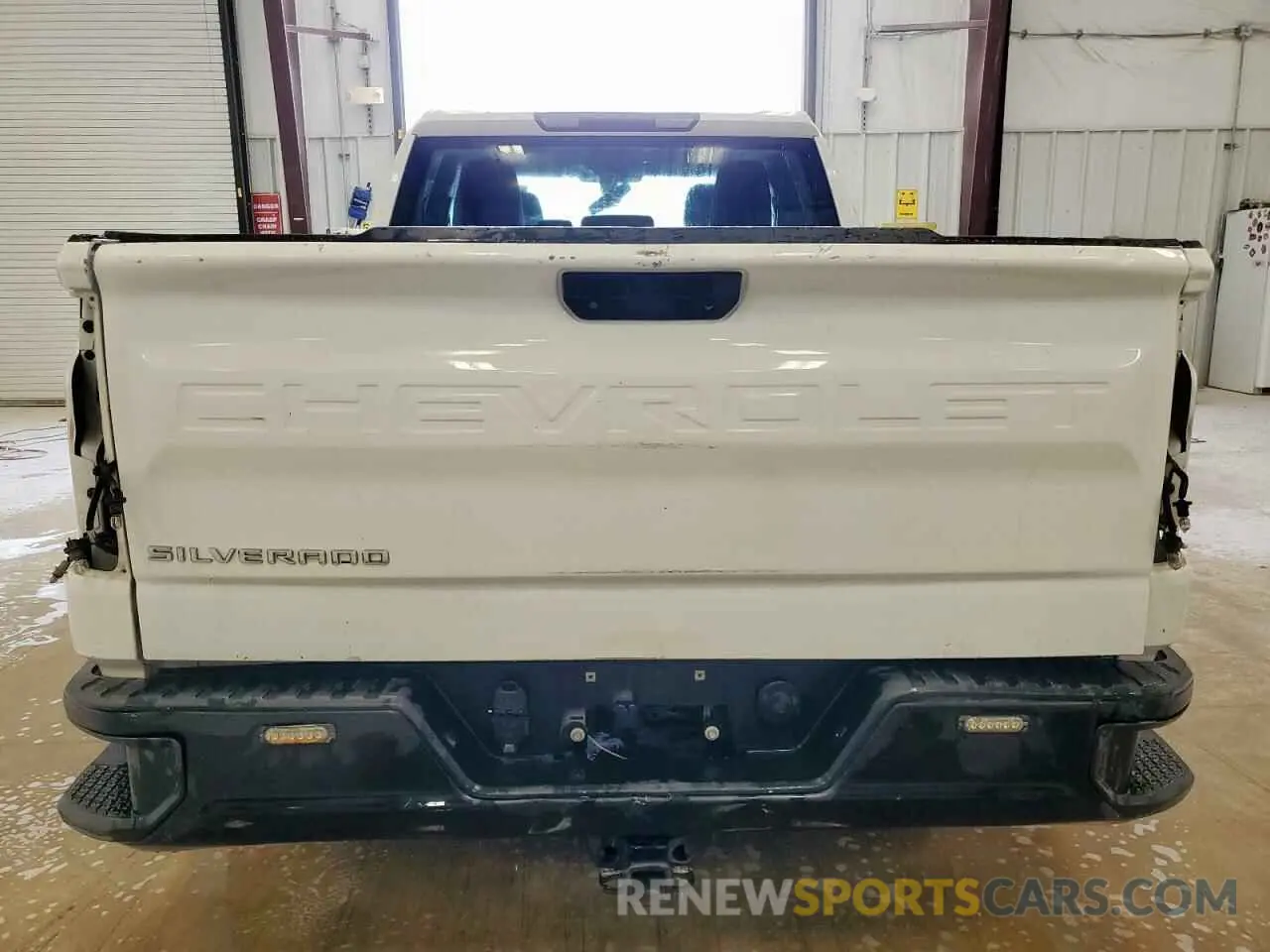 6 Photograph of a damaged car 1GCRWAEF6KZ183685 CHEVROLET ALL Models 2019