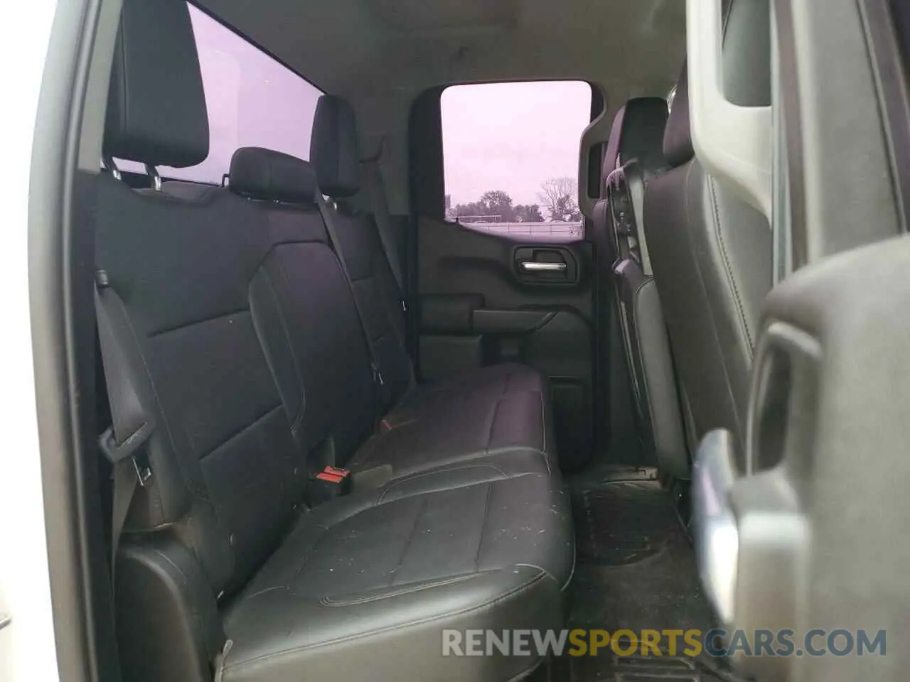 10 Photograph of a damaged car 1GCRWAEFXKZ180479 CHEVROLET ALL Models 2019