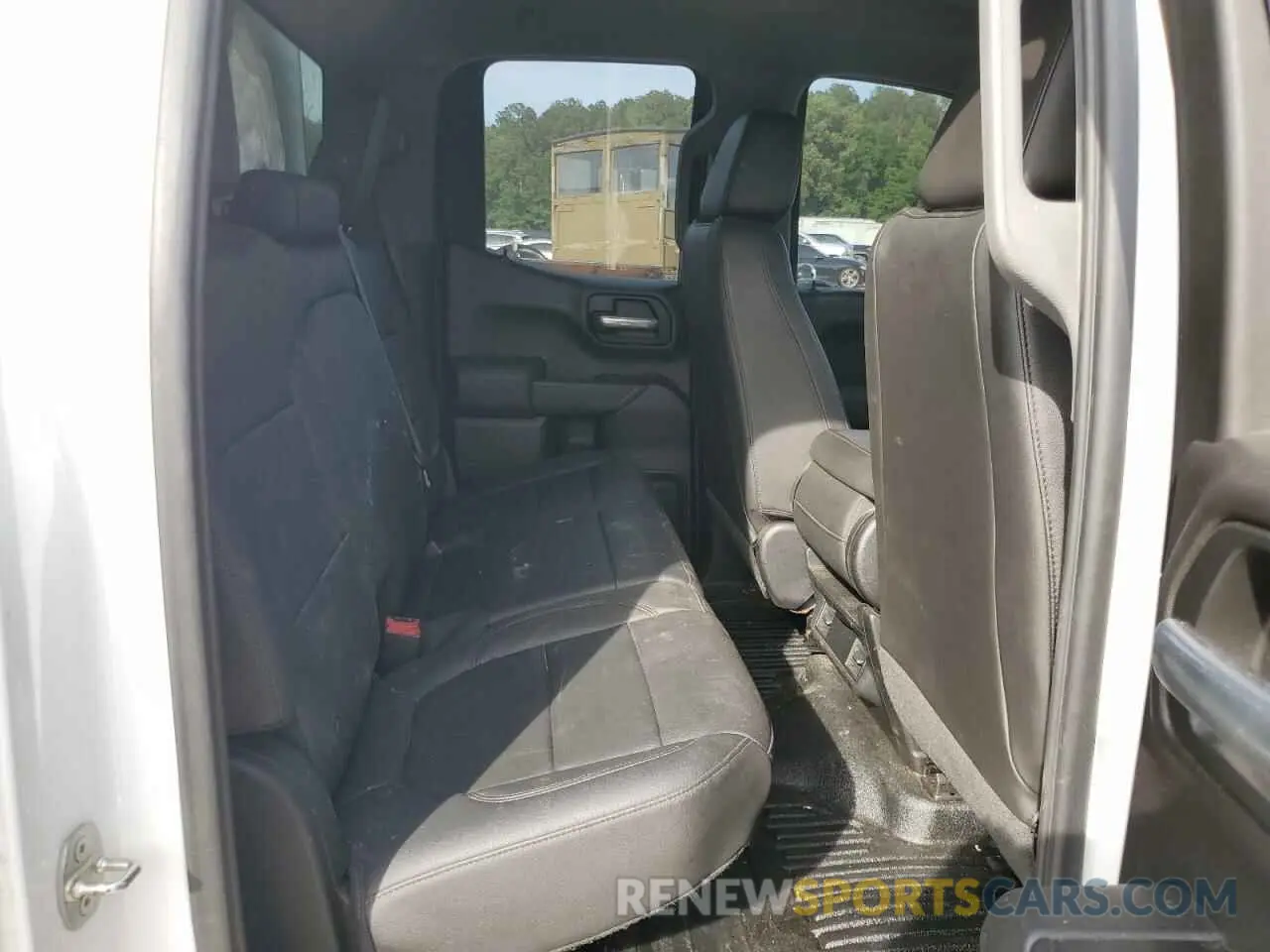 10 Photograph of a damaged car 1GCRWAEH4KZ283768 CHEVROLET ALL Models 2019