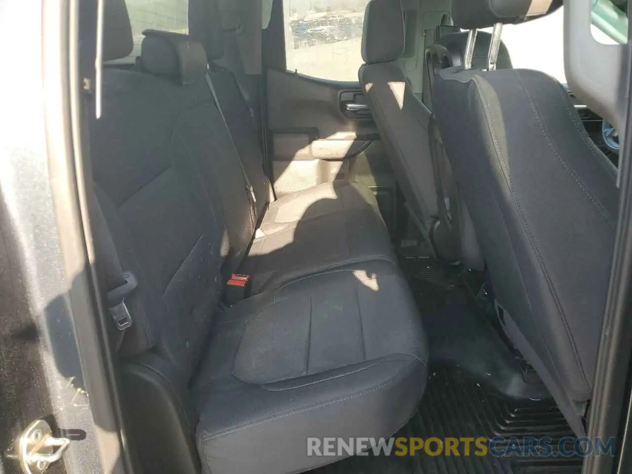 10 Photograph of a damaged car 1GCRWBEH8KZ379862 CHEVROLET ALL Models 2019