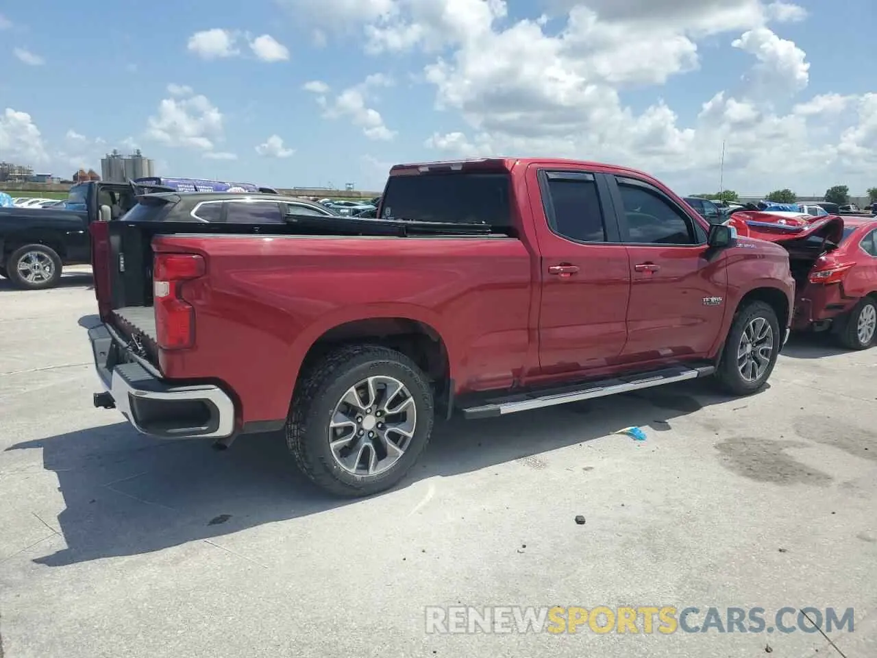 3 Photograph of a damaged car 1GCRWCED5KZ300103 CHEVROLET ALL Models 2019