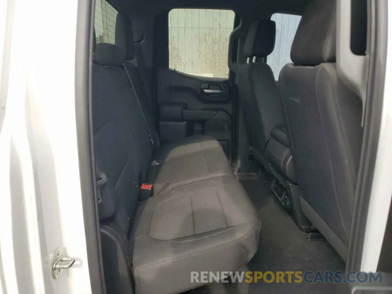 10 Photograph of a damaged car 1GCRYBEF0KZ410482 CHEVROLET ALL Models 2019