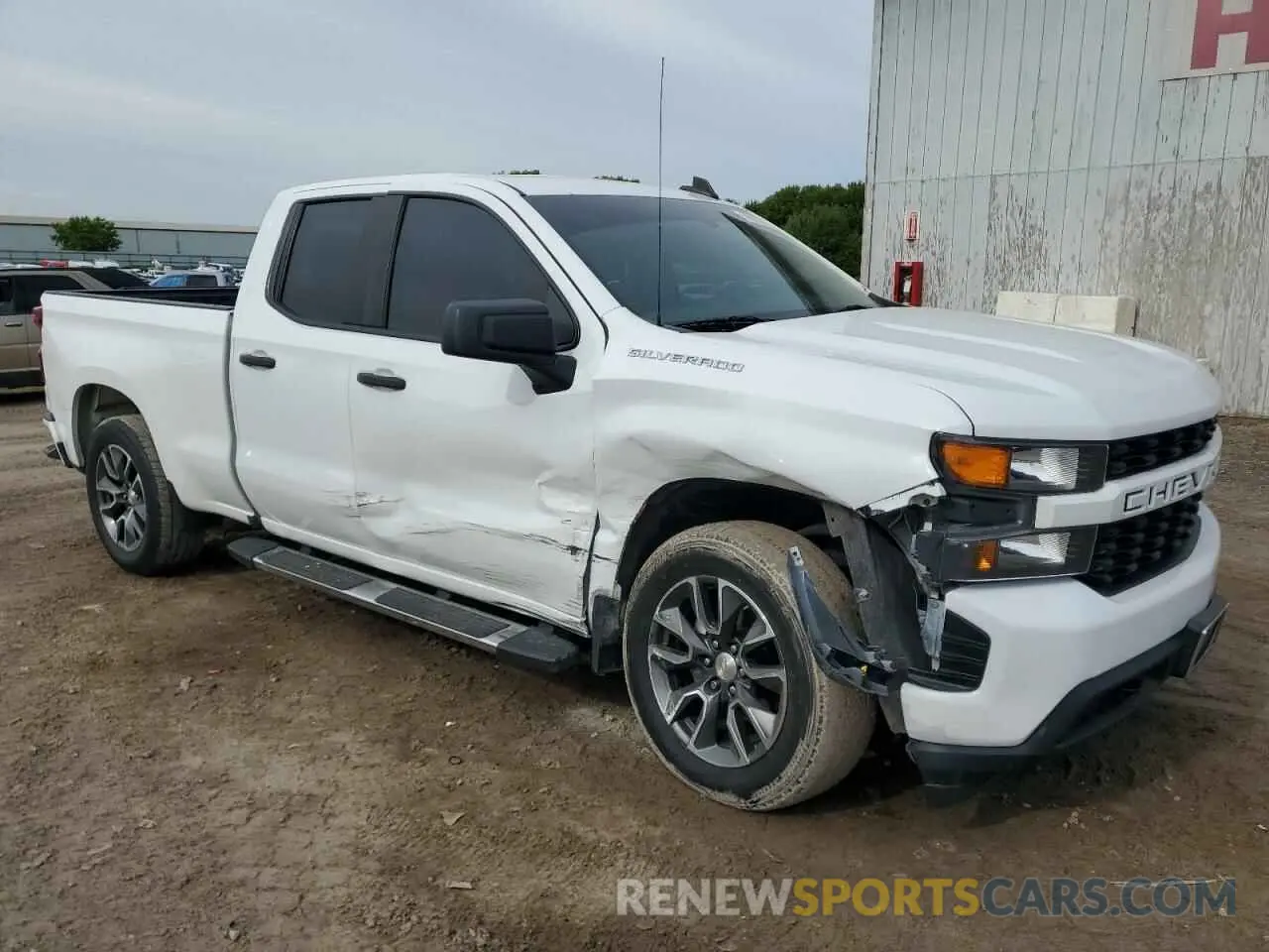 4 Photograph of a damaged car 1GCRYBEF0KZ410482 CHEVROLET ALL Models 2019