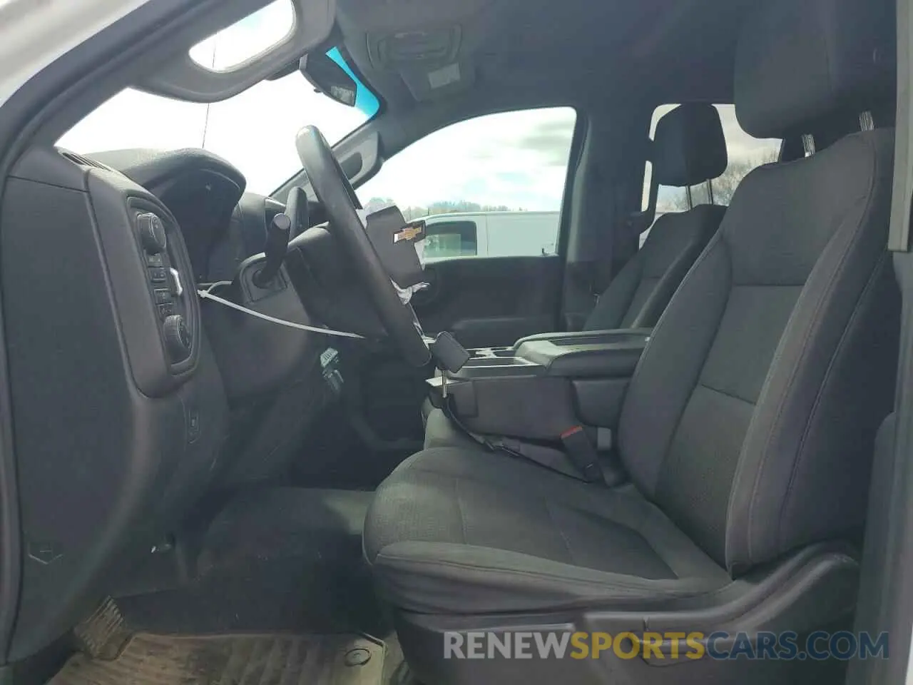 7 Photograph of a damaged car 1GCRYBEH1KZ276681 CHEVROLET ALL Models 2019