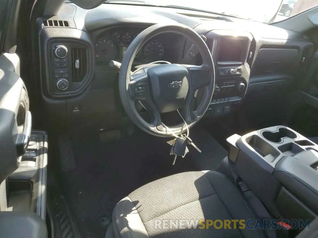 8 Photograph of a damaged car 1GCRYCEF3KZ403290 CHEVROLET ALL Models 2019