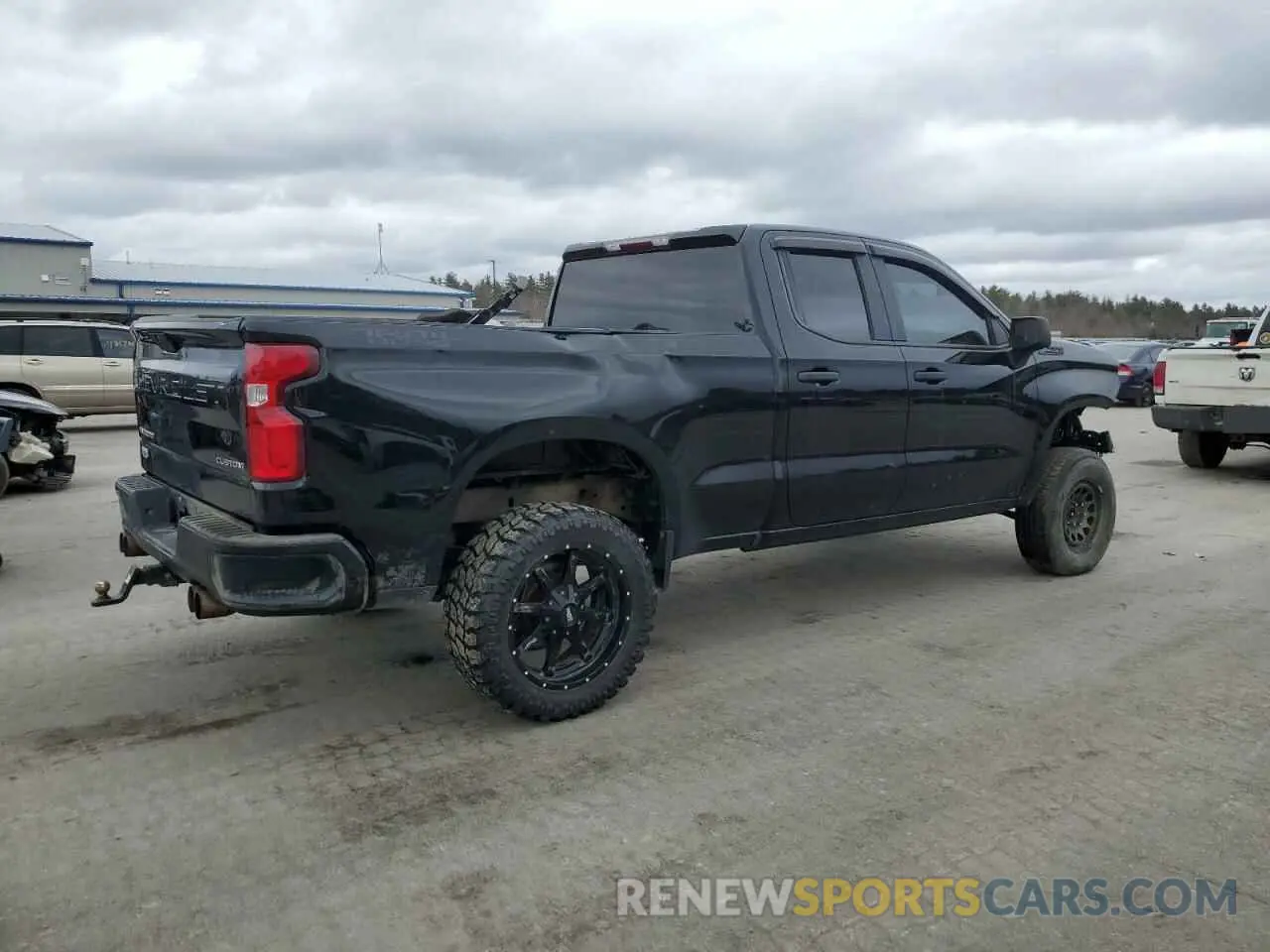 3 Photograph of a damaged car 1GCRYCEF8KZ423776 CHEVROLET ALL Models 2019