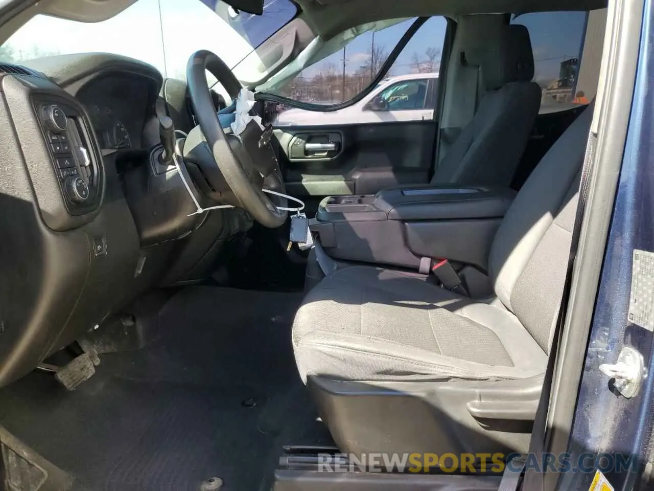 7 Photograph of a damaged car 1GCRYCEH6KZ235517 CHEVROLET ALL Models 2019