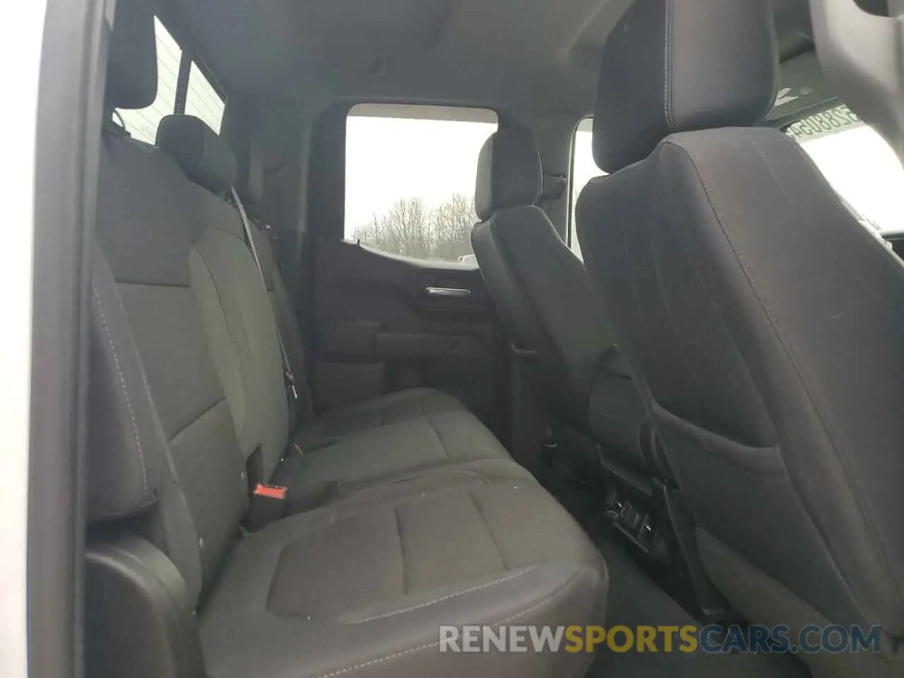 10 Photograph of a damaged car 1GCRYDED1KZ252275 CHEVROLET ALL Models 2019