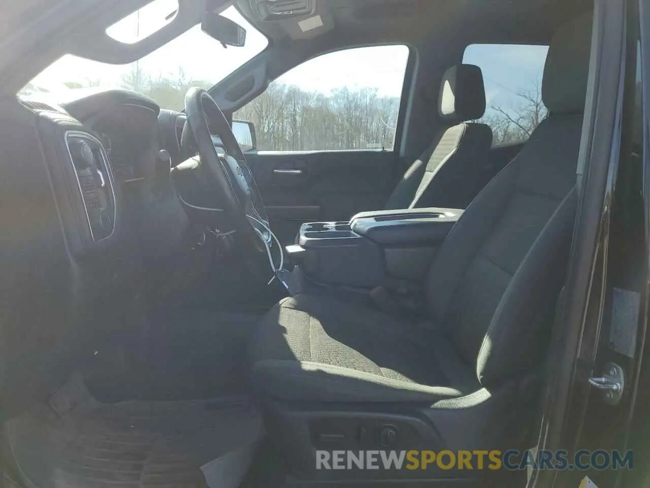 7 Photograph of a damaged car 1GCRYDED3KZ188725 CHEVROLET ALL Models 2019