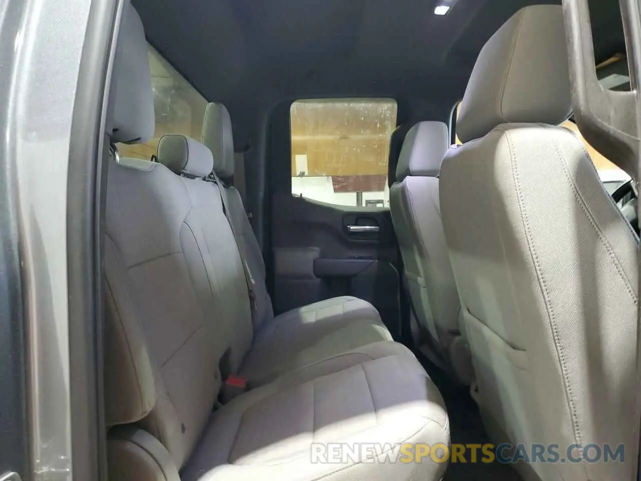 10 Photograph of a damaged car 1GCRYDED4KZ233218 CHEVROLET ALL Models 2019