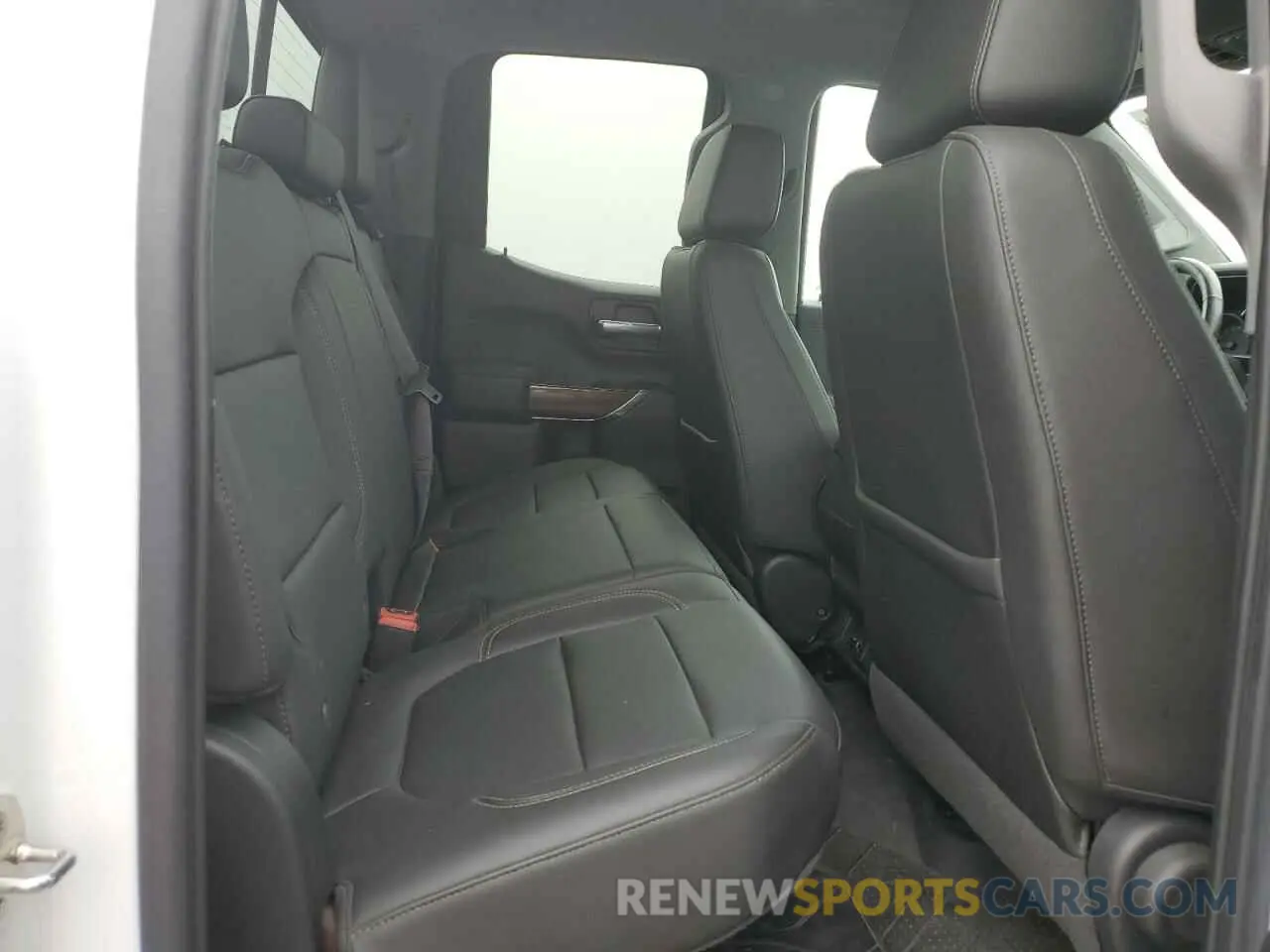 10 Photograph of a damaged car 1GCRYDED4KZ316826 CHEVROLET ALL Models 2019
