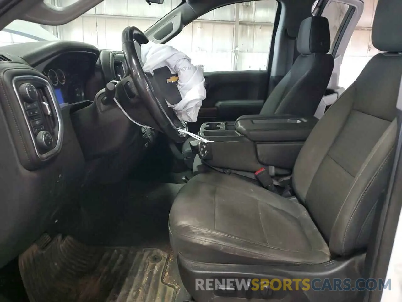 7 Photograph of a damaged car 1GCRYDED9KZ178393 CHEVROLET ALL Models 2019