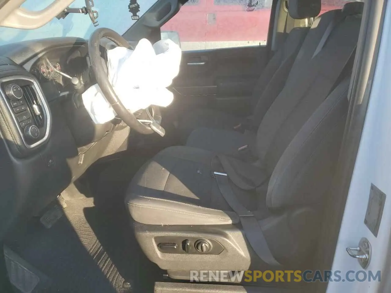 7 Photograph of a damaged car 1GCRYDEK4KZ225084 CHEVROLET ALL Models 2019