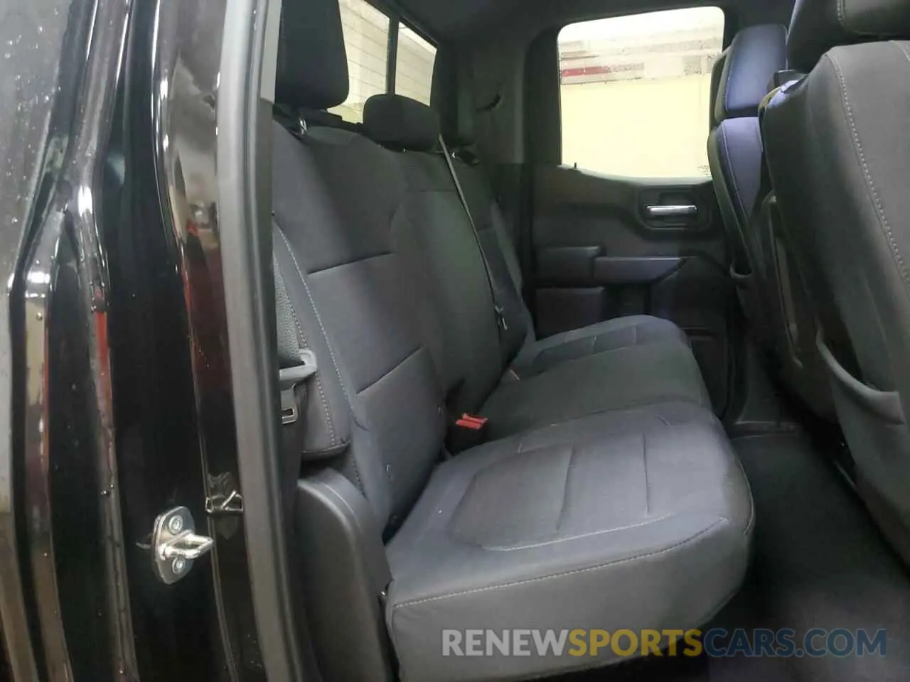 10 Photograph of a damaged car 1GCRYDEK4KZ273751 CHEVROLET ALL Models 2019
