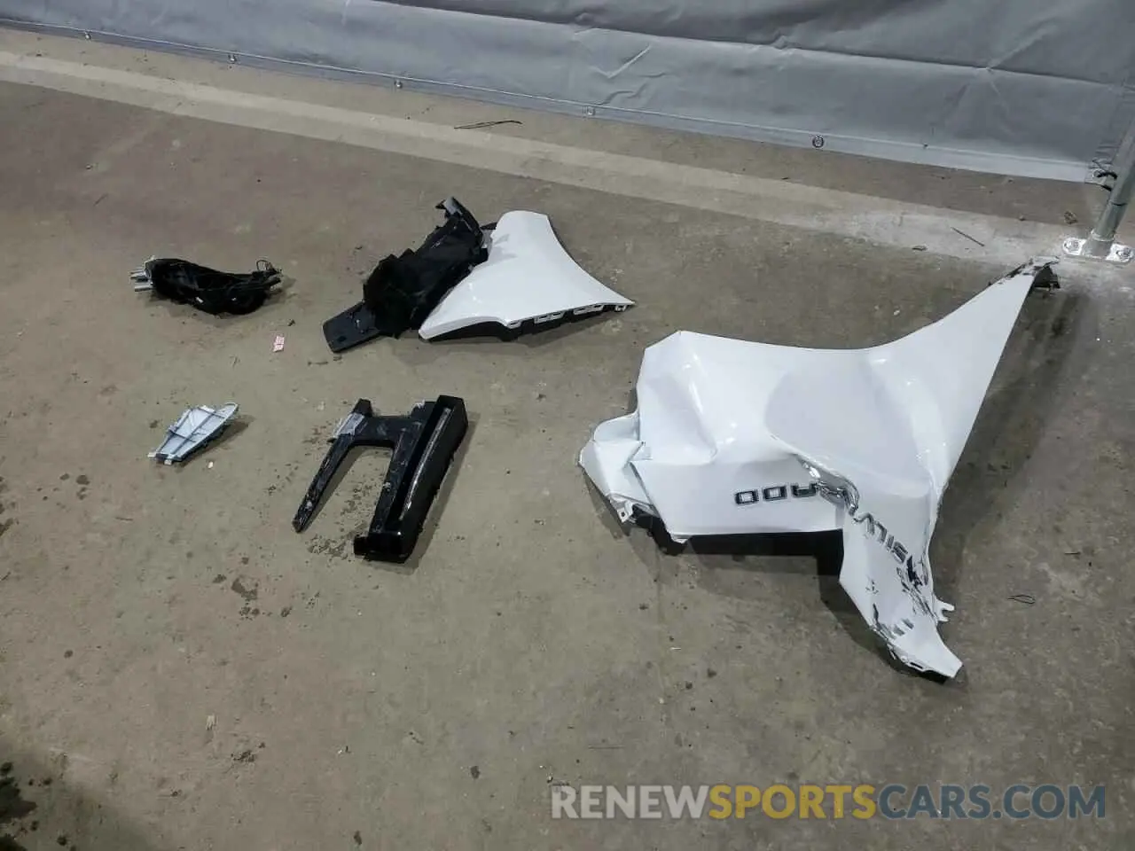 14 Photograph of a damaged car 1GCUYDED0KZ135765 CHEVROLET ALL Models 2019