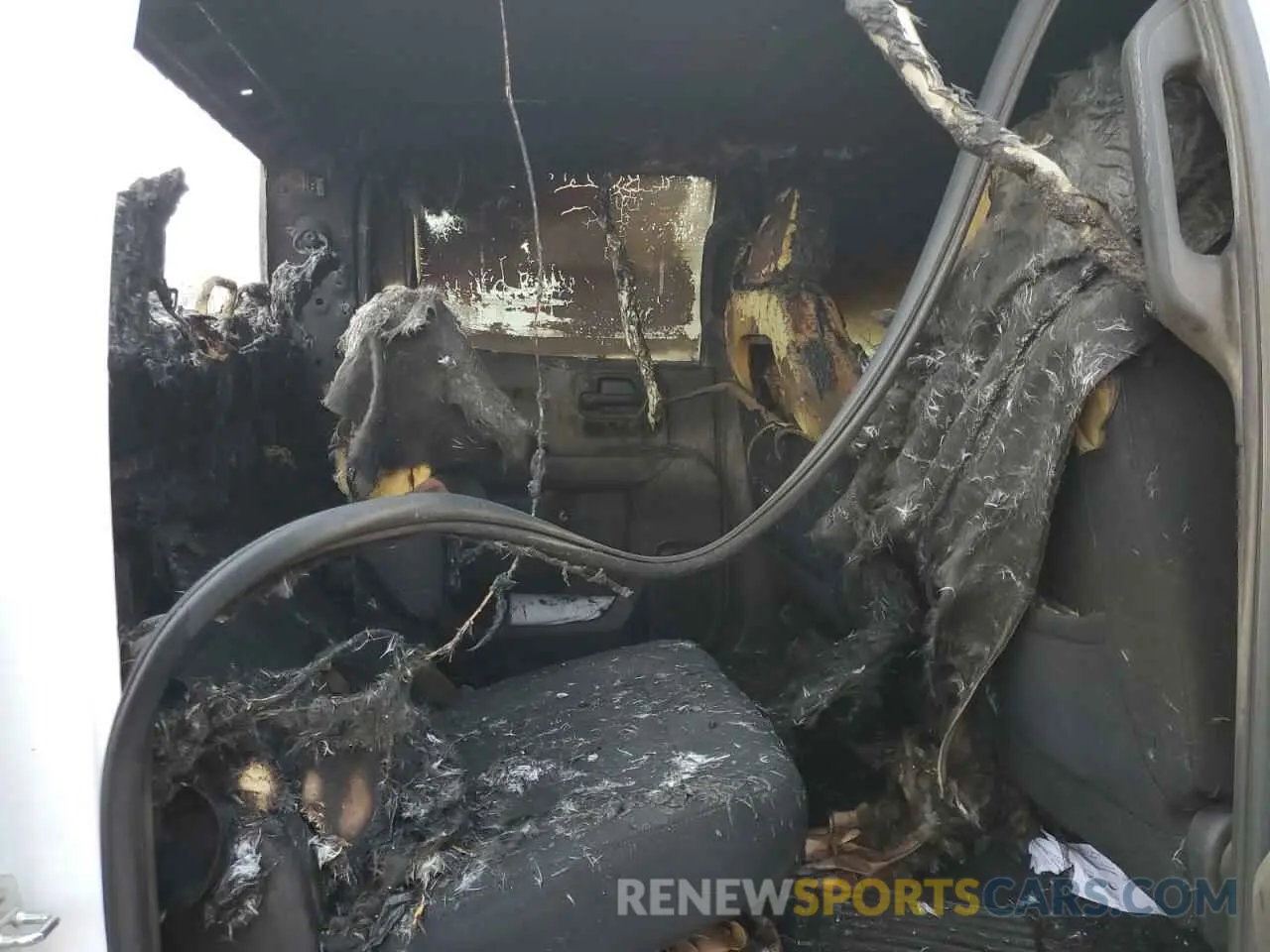 11 Photograph of a damaged car 1GCUYDED4KZ118984 CHEVROLET ALL Models 2019