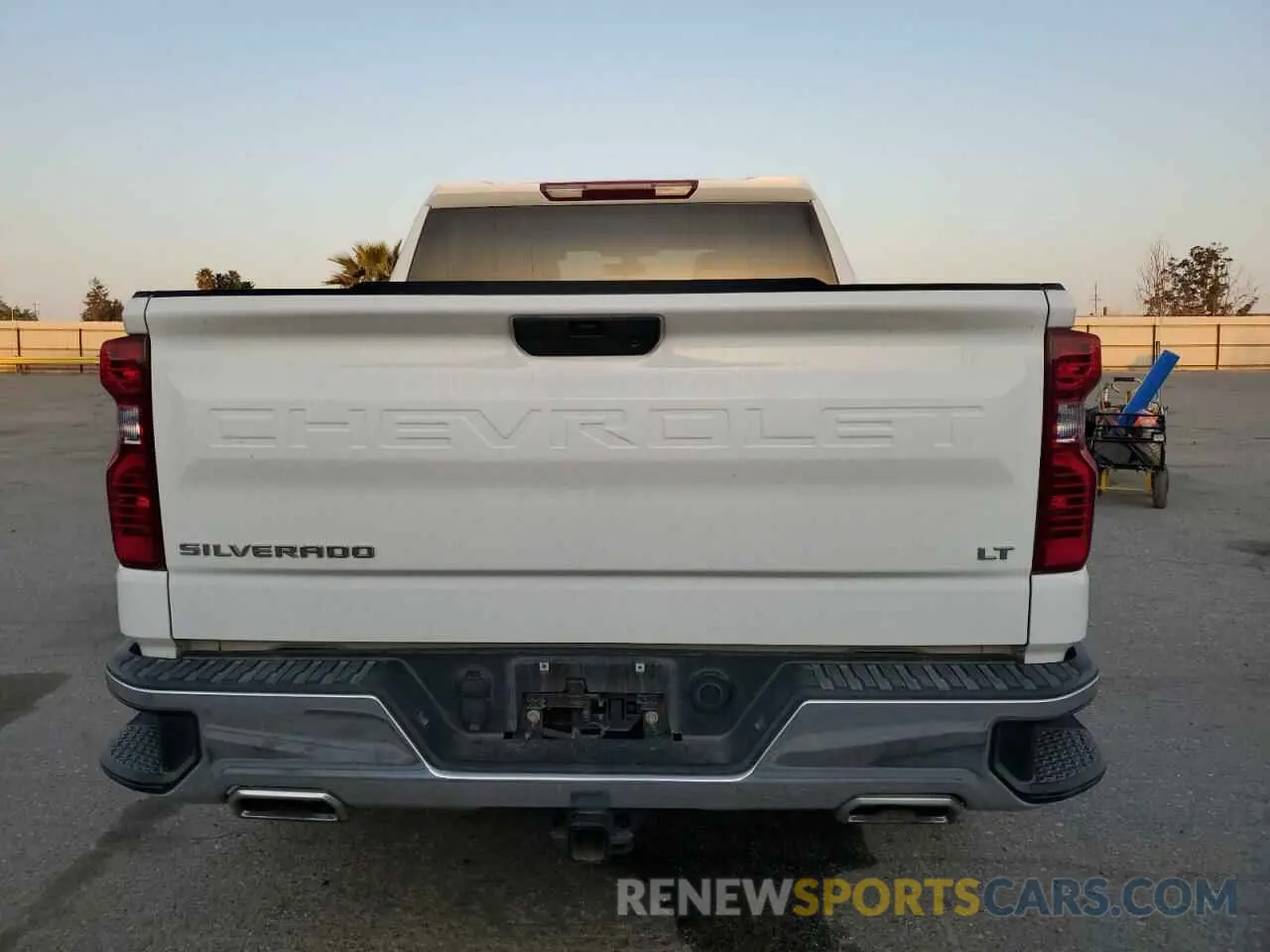 6 Photograph of a damaged car 1GCUYDED6KZ145622 CHEVROLET ALL Models 2019