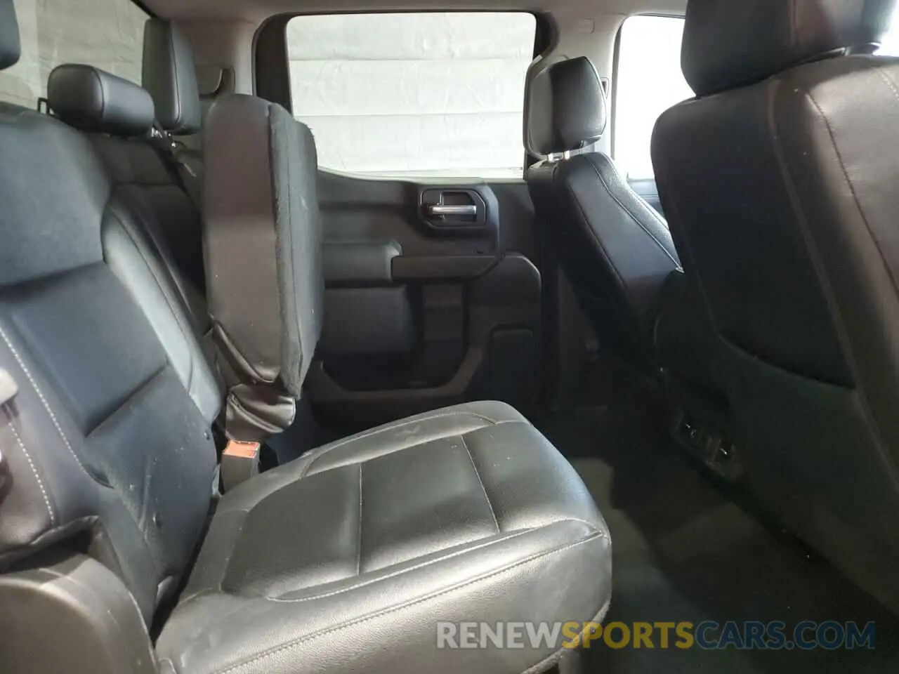 10 Photograph of a damaged car 1GCUYDED7KZ164003 CHEVROLET ALL Models 2019