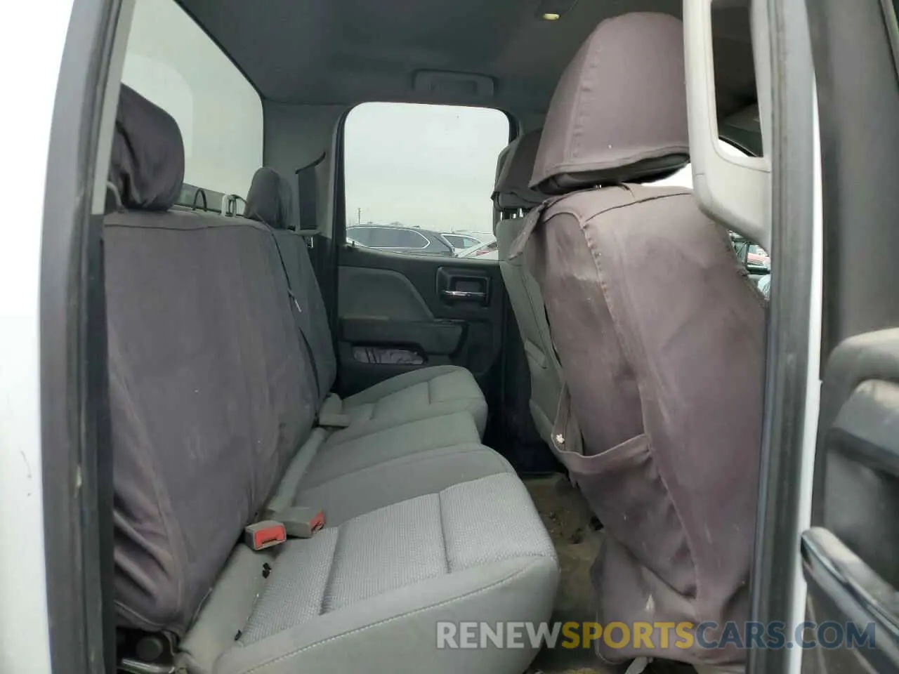 10 Photograph of a damaged car 2GB2CREG7K1211024 CHEVROLET ALL Models 2019