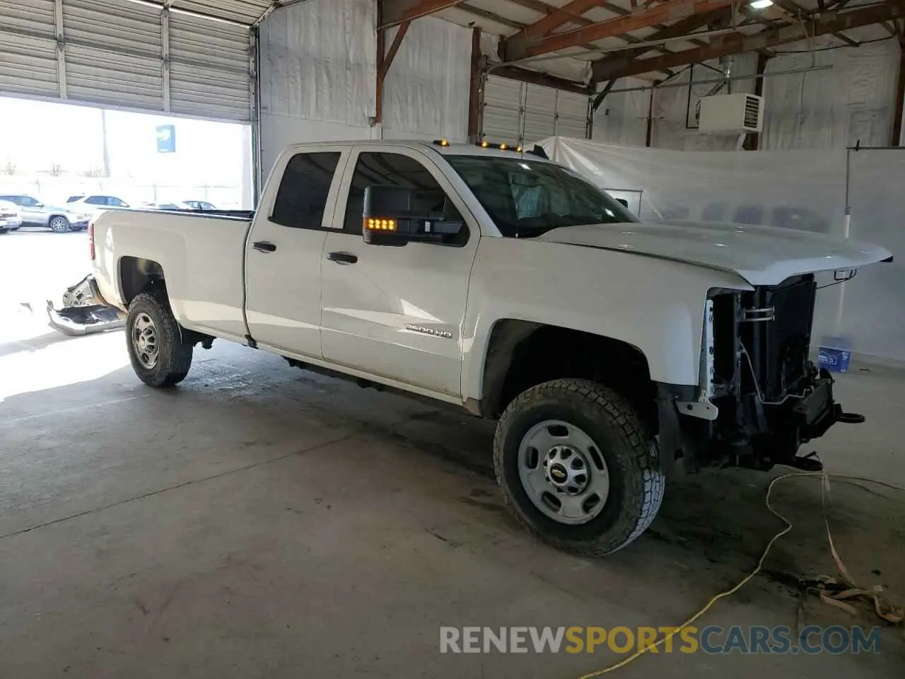 4 Photograph of a damaged car 2GC2CREG6K1231857 CHEVROLET ALL Models 2019