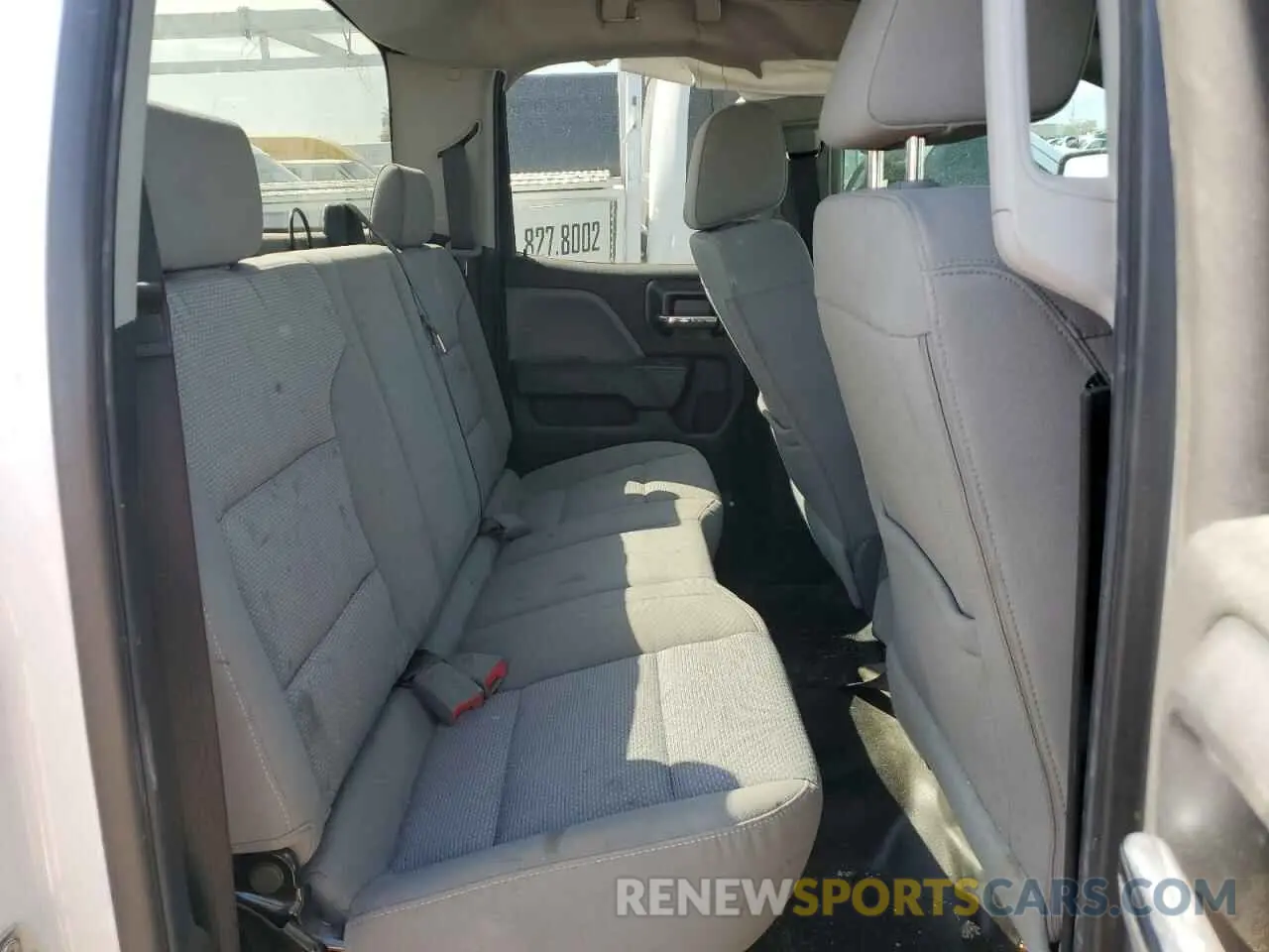 10 Photograph of a damaged car 2GC2CREG9K1135589 CHEVROLET ALL Models 2019