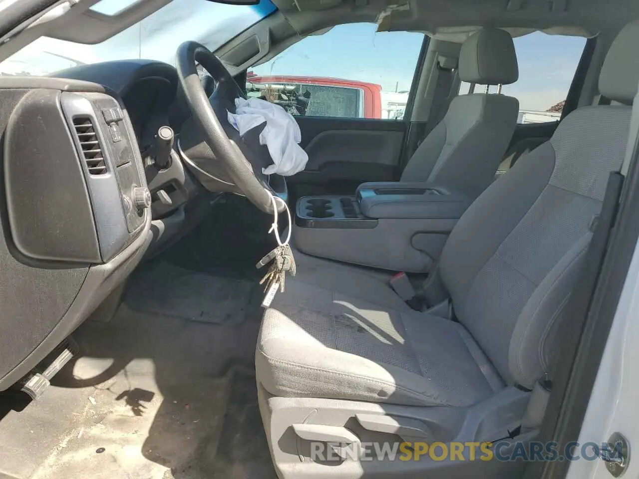 7 Photograph of a damaged car 2GC2CREG9K1135589 CHEVROLET ALL Models 2019