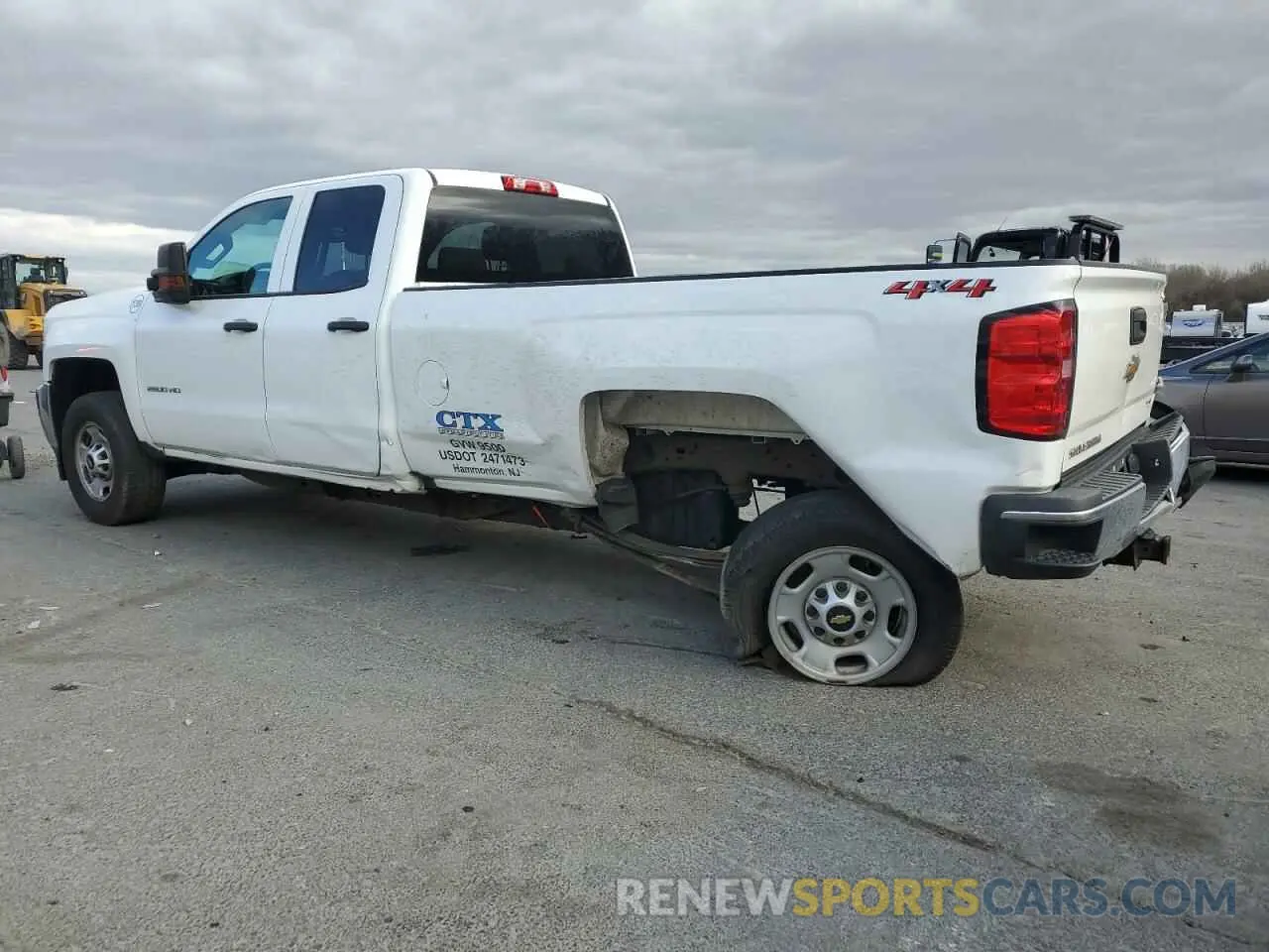 2 Photograph of a damaged car 2GC2KREG1K1168377 CHEVROLET ALL Models 2019