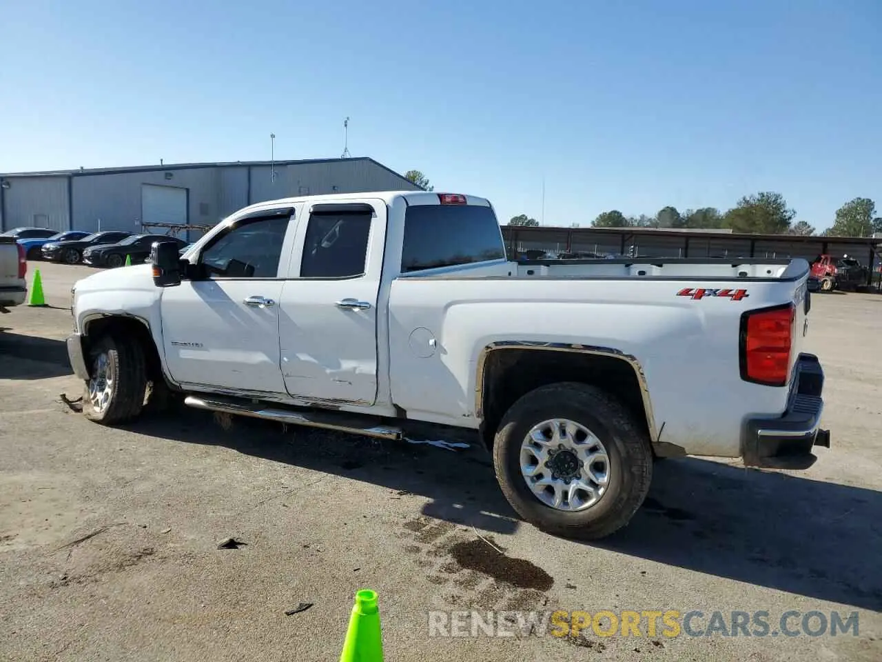 2 Photograph of a damaged car 2GC2KREG7K1238903 CHEVROLET ALL Models 2019