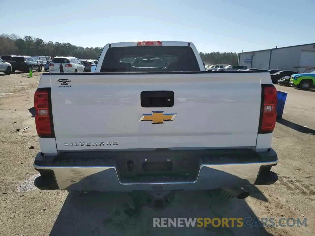 6 Photograph of a damaged car 2GC2KREG7K1238903 CHEVROLET ALL Models 2019