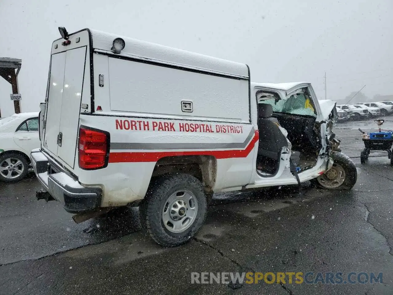 3 Photograph of a damaged car 2GC2KREG7K1240067 CHEVROLET ALL Models 2019